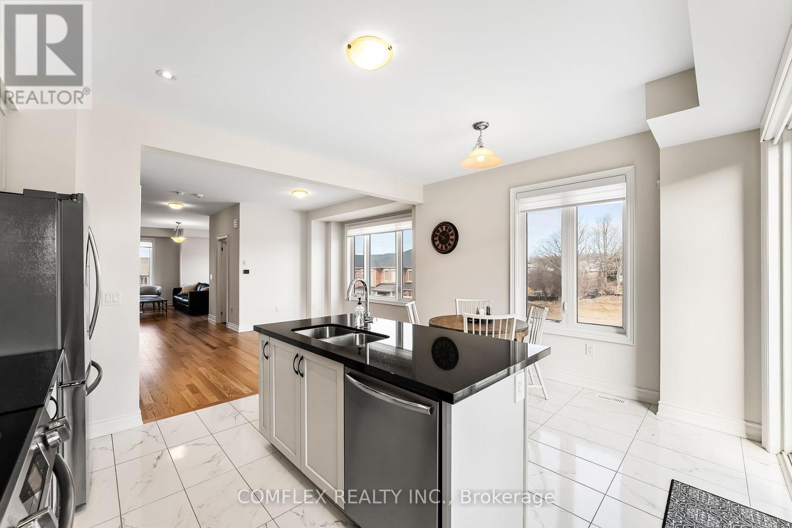 2832 Tippett Mews, Pickering, Ontario  L1X 0R6 - Photo 18 - E12155567