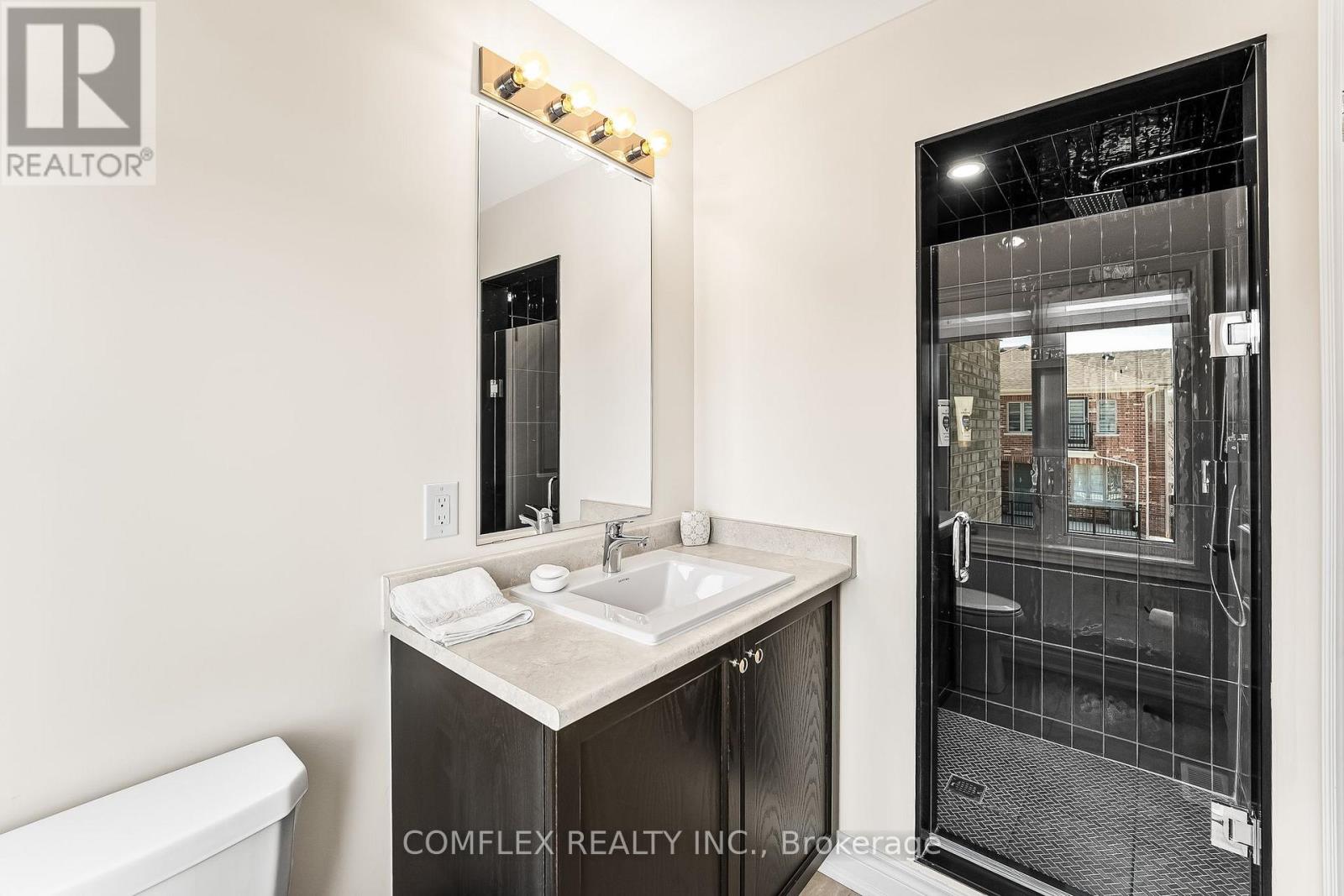 2832 Tippett Mews, Pickering, Ontario  L1X 0R6 - Photo 36 - E12155567