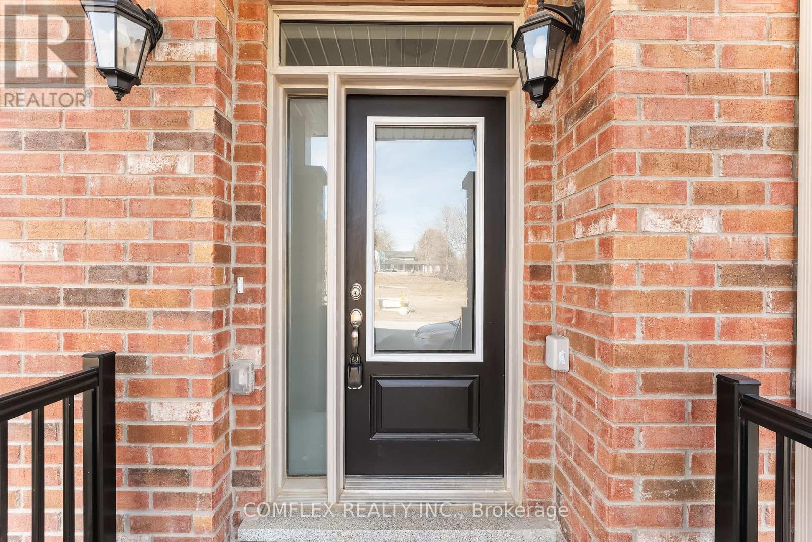 2832 Tippett Mews, Pickering, Ontario  L1X 0R6 - Photo 4 - E12155567