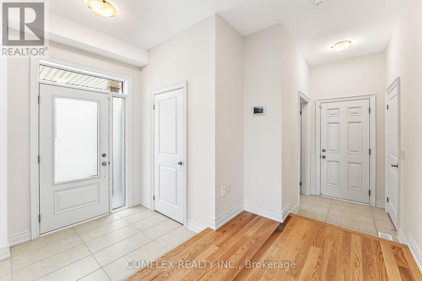 2832 Tippett Mews, Pickering, Ontario  L1X 0R6 - Photo 6 - E12155567