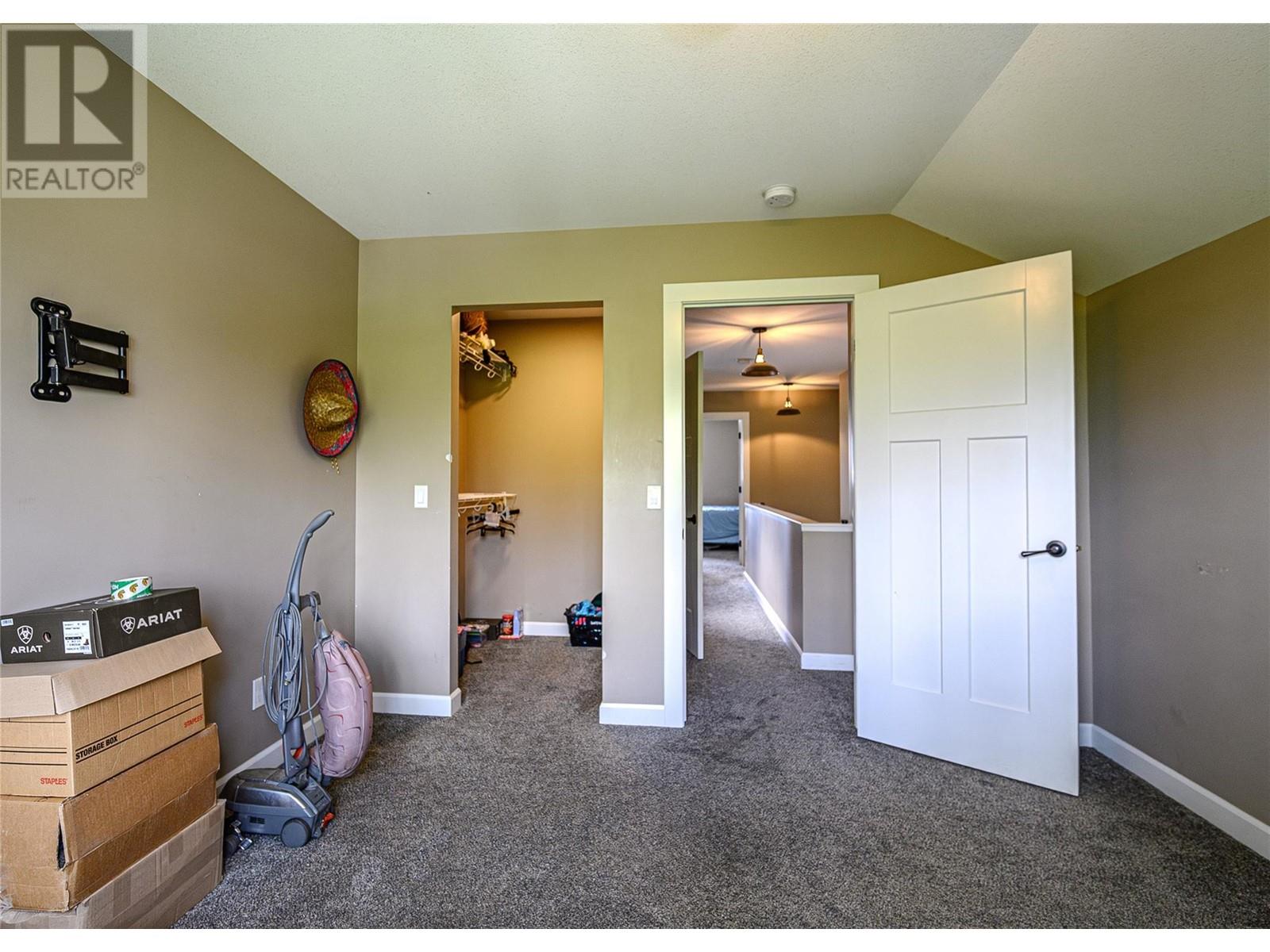 208 15th Avenue S, Cranbrook, British Columbia  V1C 2Y6 - Photo 50 - 10348406