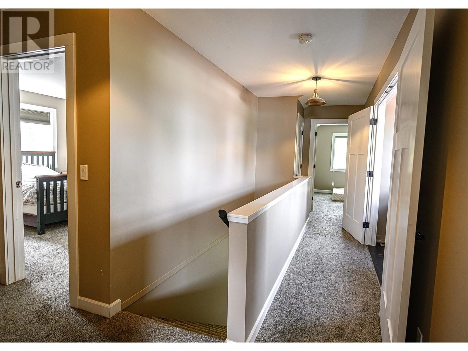 208 15th Avenue S, Cranbrook, British Columbia  V1C 2Y6 - Photo 65 - 10348406