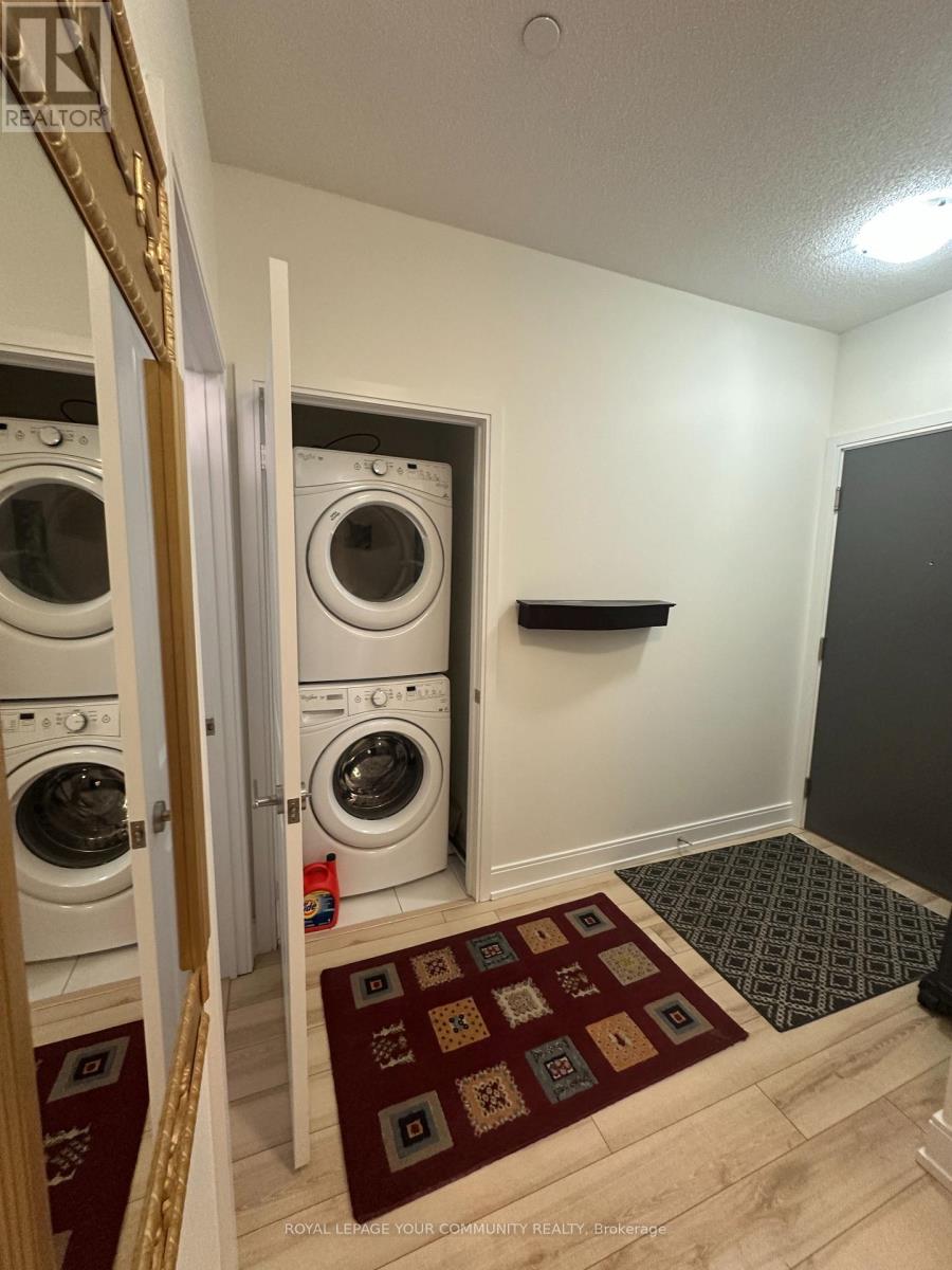 515b - 9600 Yonge Street, Richmond Hill, Ontario  L4C 0X3 - Photo 4 - N12155500