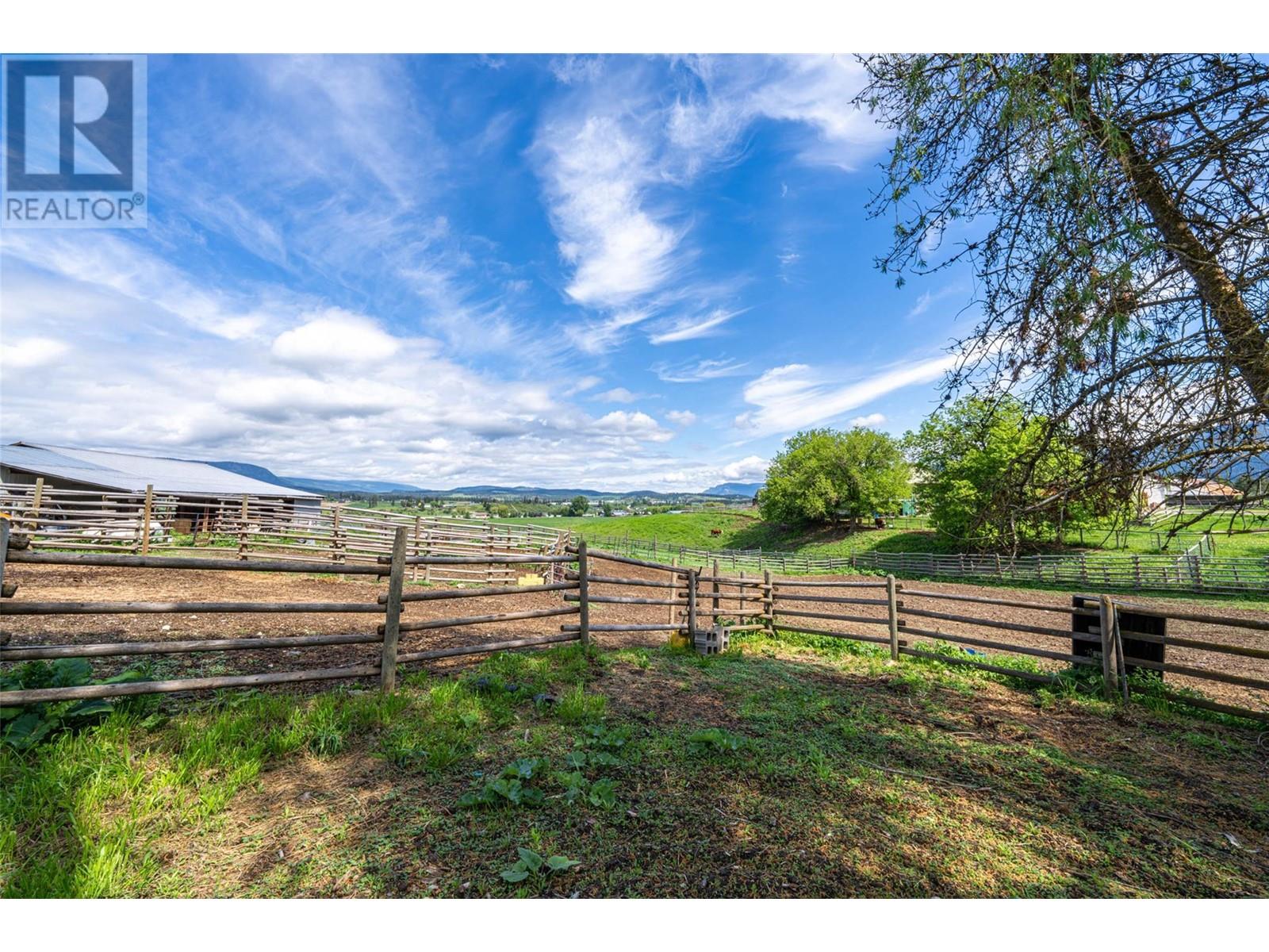 1956 Rosedale E Avenue, Armstrong, British Columbia  V4Y 0P1 - Photo 43 - 10348099