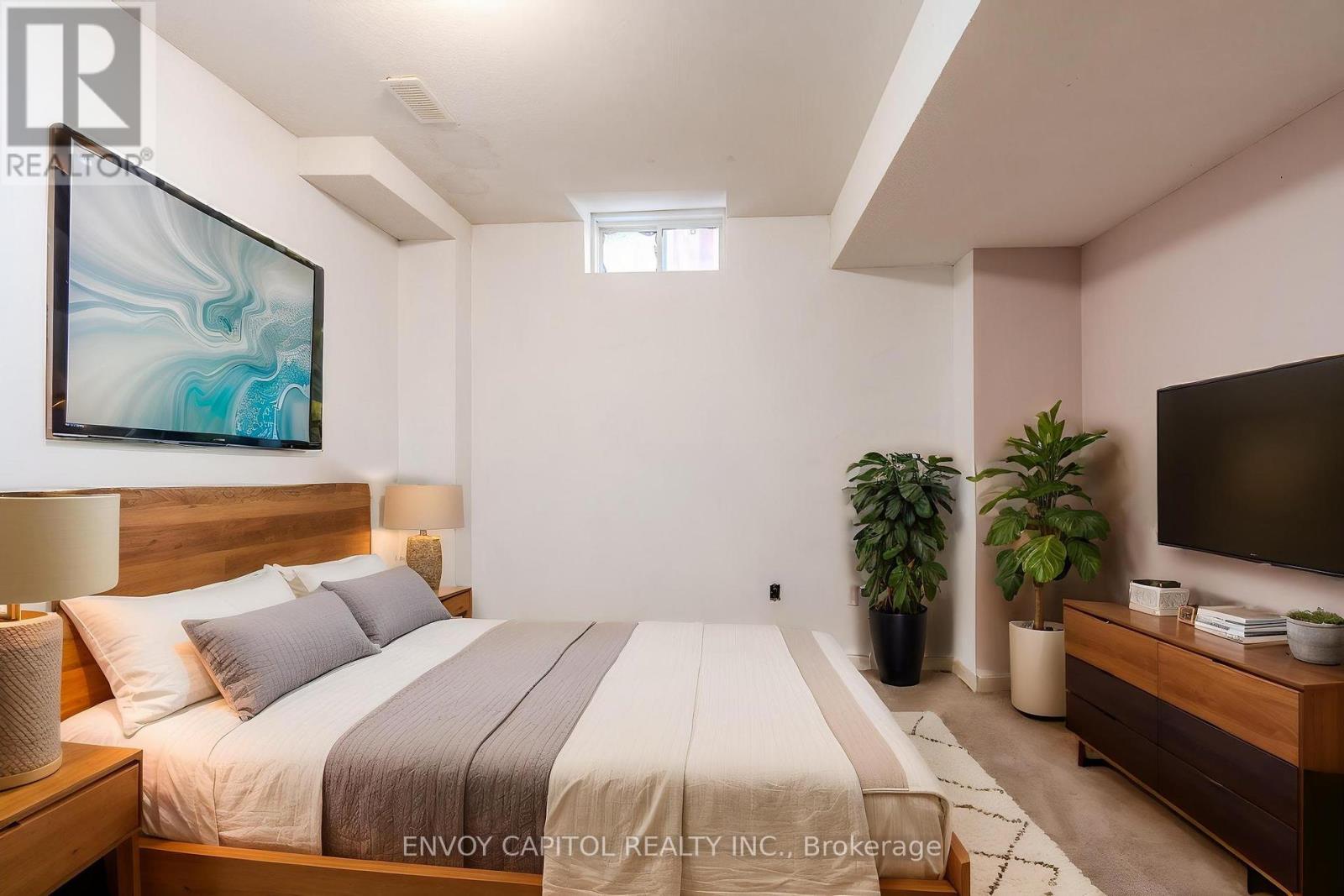6 Sparkling Place, Brampton (Sandringham-Wellington), Ontario  L6R 2W9 - Photo 22 - W12155486