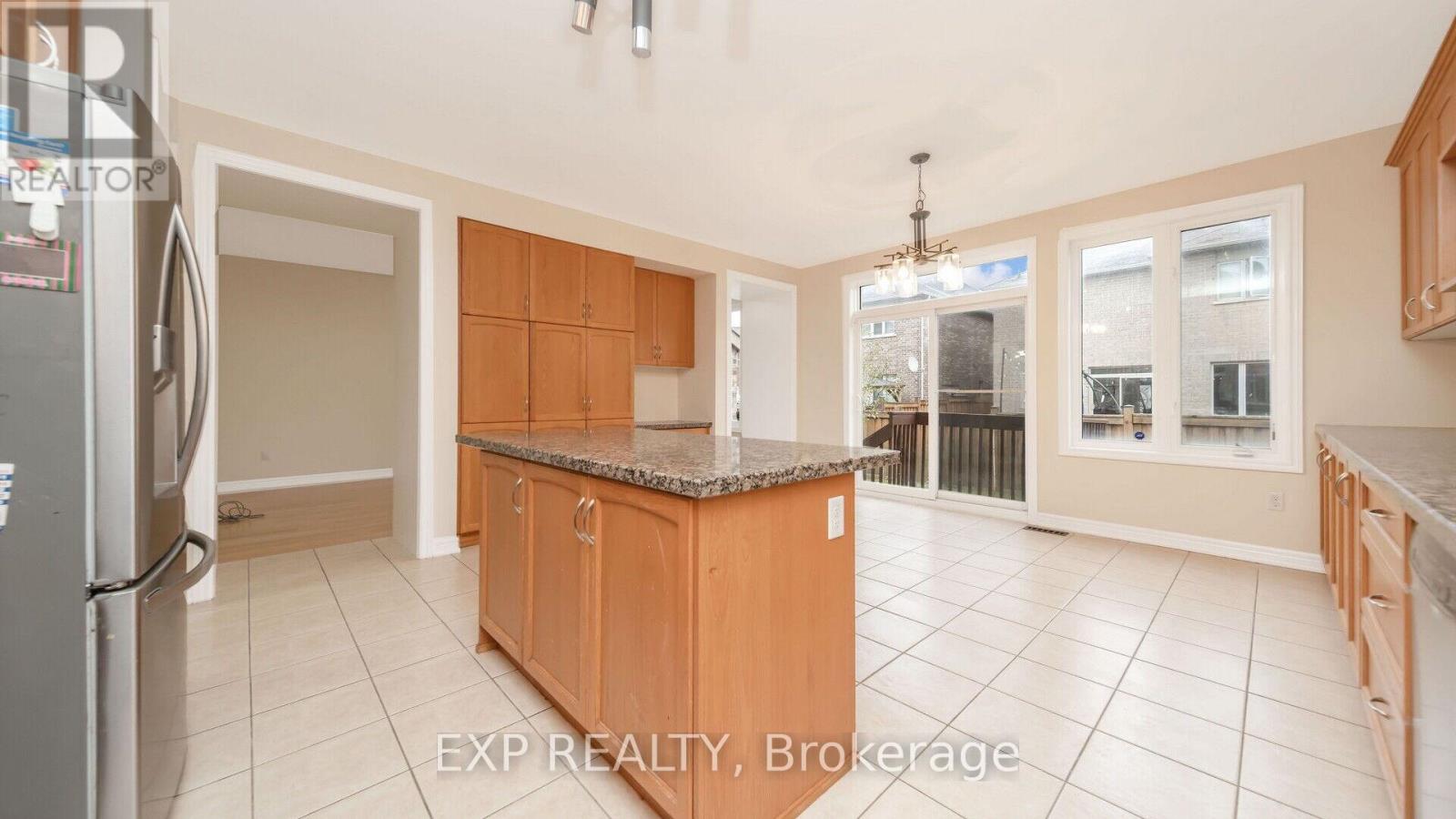 7 Wynview Street, Brampton, Ontario  L6P 3N6 - Photo 15 - W12155505