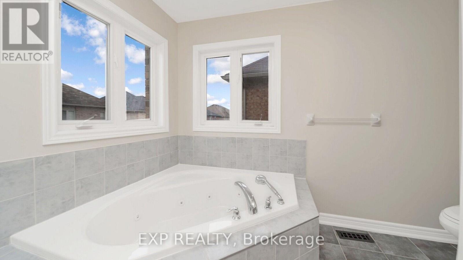 7 Wynview Street, Brampton, Ontario  L6P 3N6 - Photo 30 - W12155505