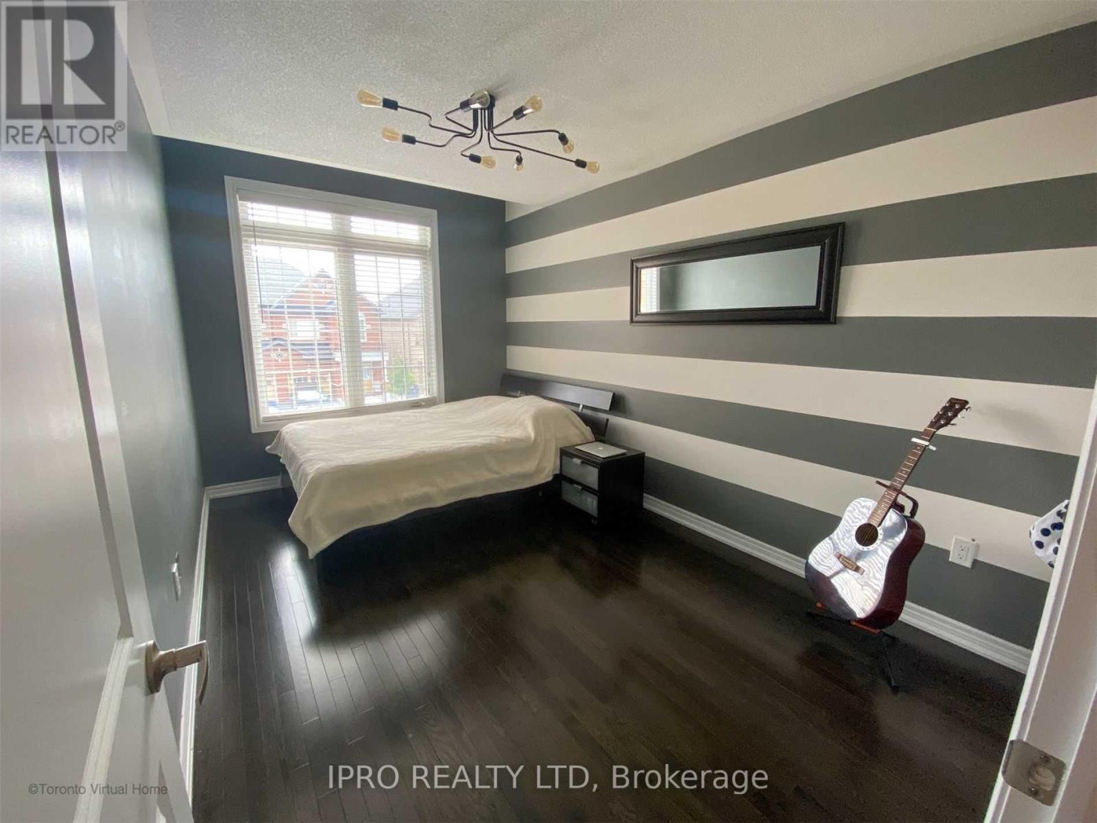 38 Wasaga Road, Brampton, Ontario  L6X 3B1 - Photo 16 - W12155536