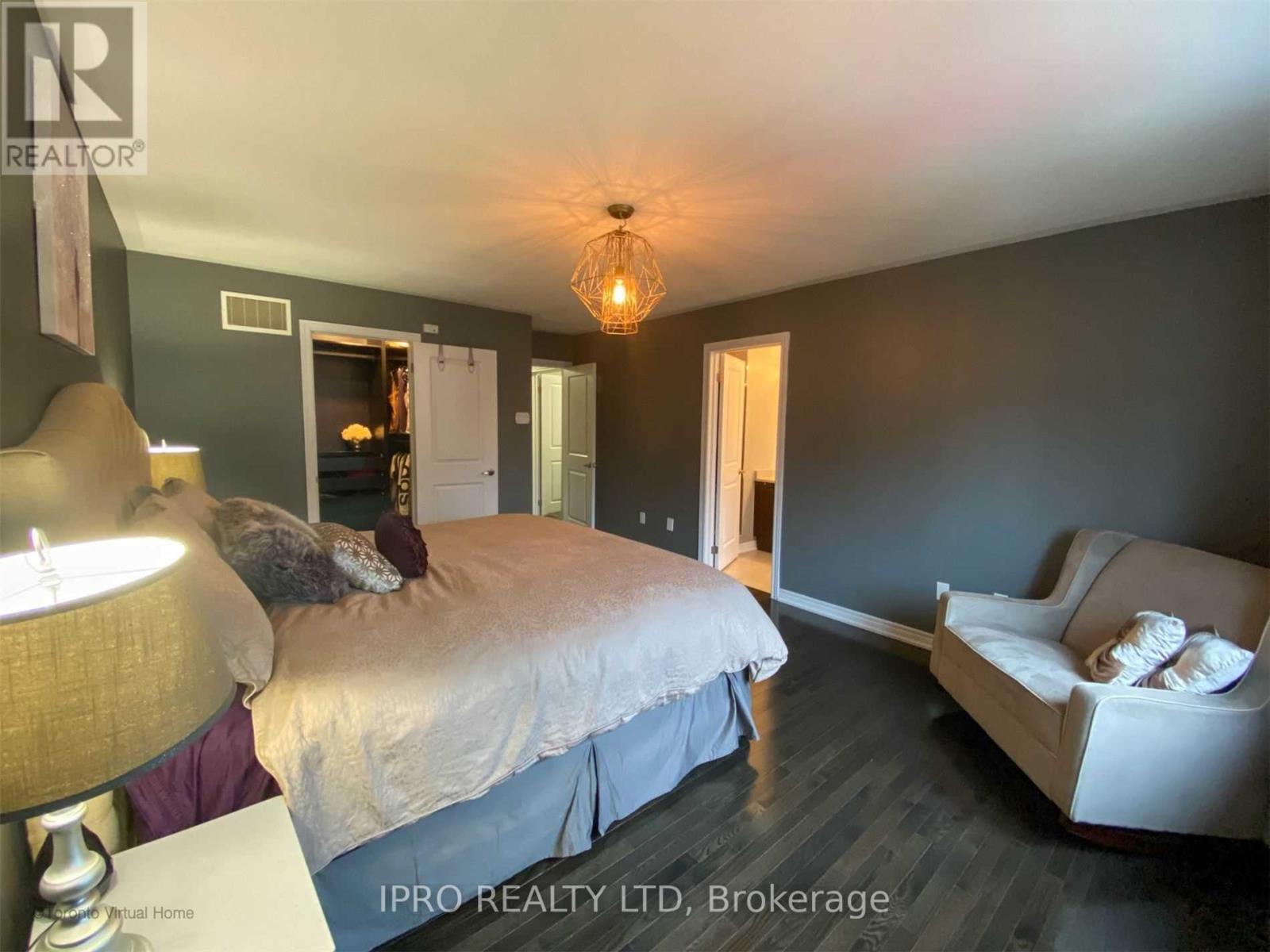 38 Wasaga Road, Brampton, Ontario  L6X 3B1 - Photo 22 - W12155536