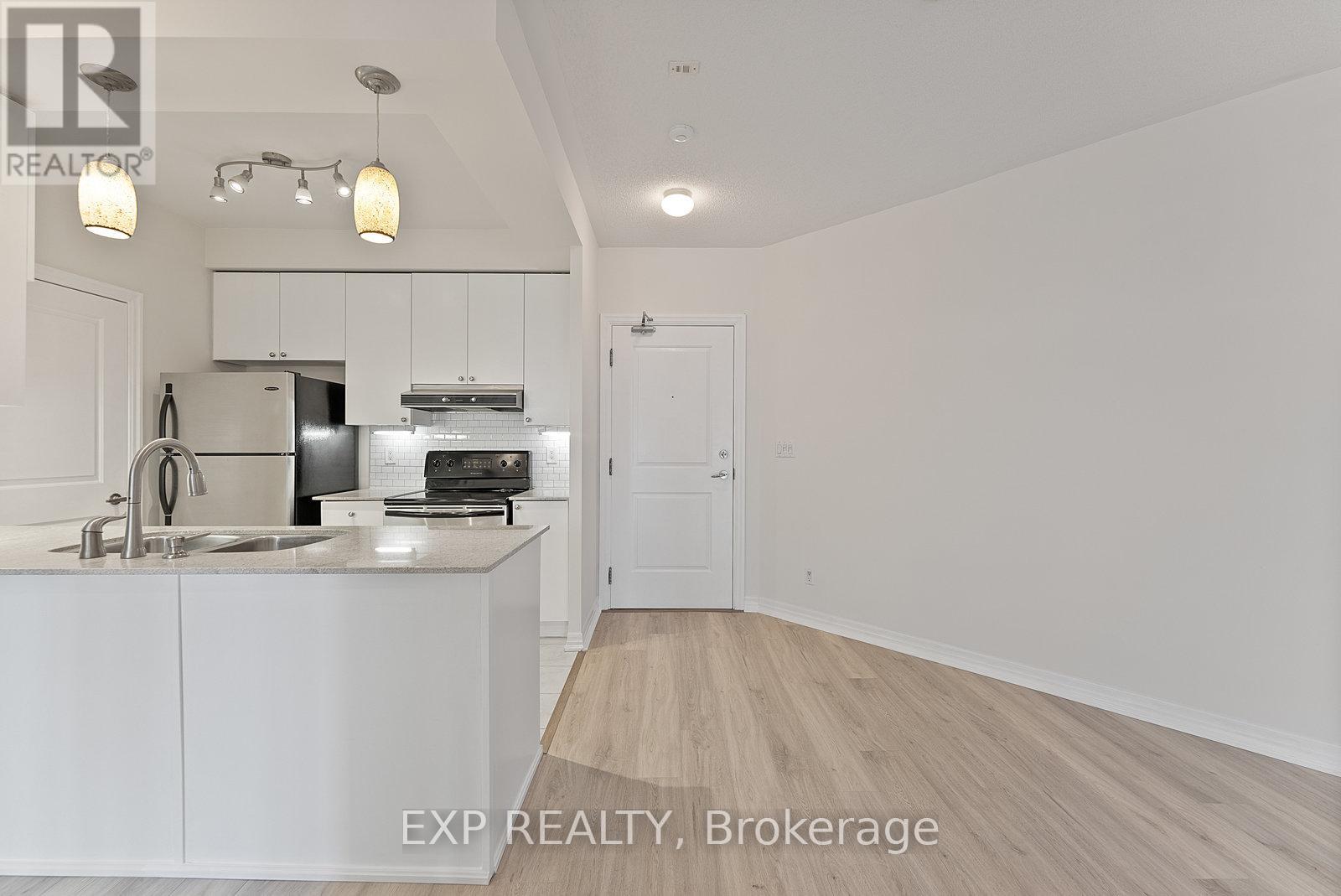 217 - 245 Dalesford Road, Toronto (Stonegate-Queensway), Ontario  M8Y 4H7 - Photo 20 - W12155543