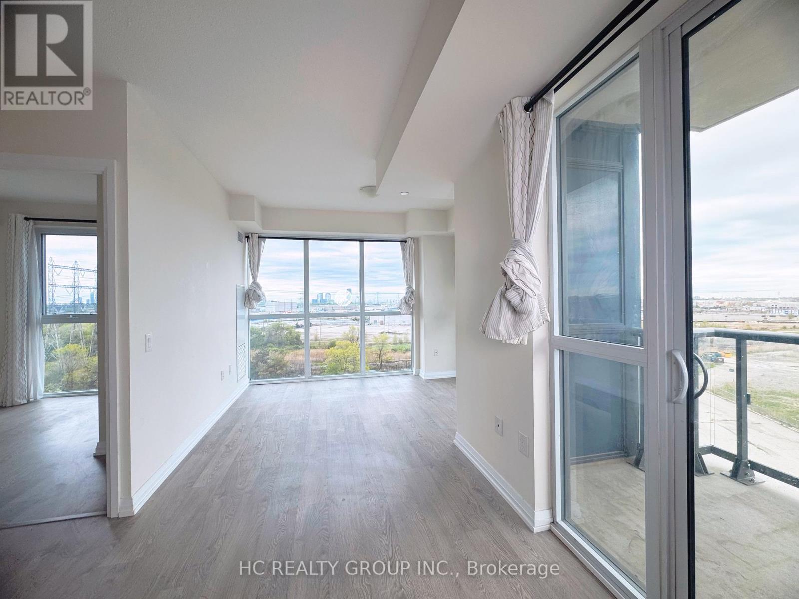 504 - 50 Thomas Riley Road, Toronto, Ontario  M9B 0C5 - Photo 10 - W12155548