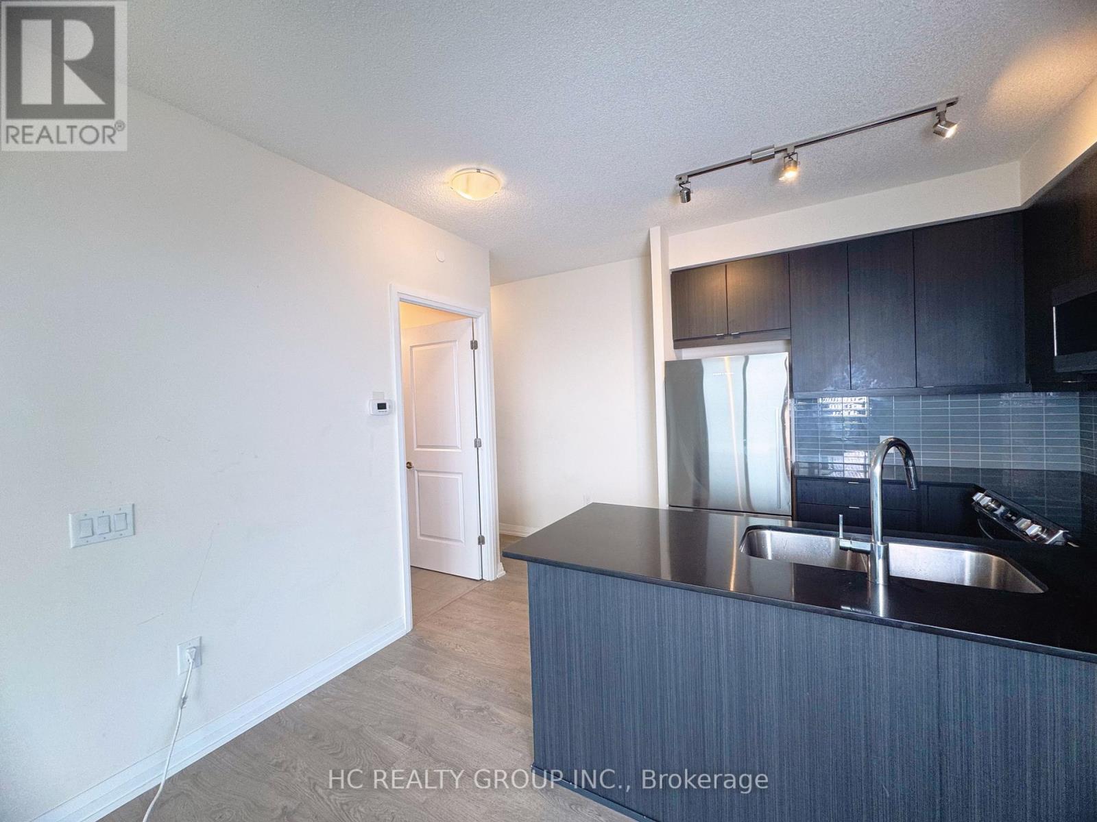 504 - 50 Thomas Riley Road, Toronto, Ontario  M9B 0C5 - Photo 11 - W12155548