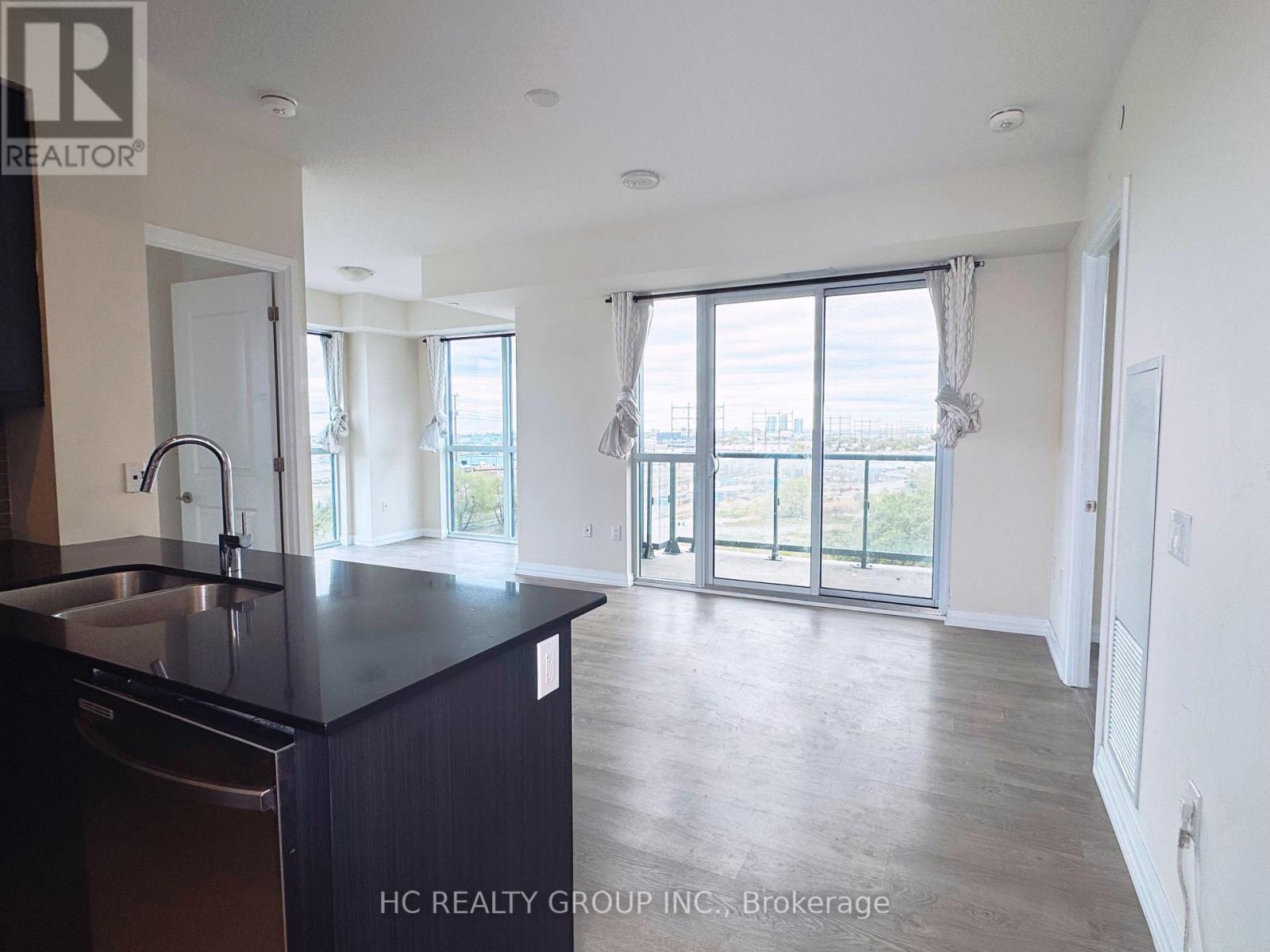 504 - 50 Thomas Riley Road, Toronto, Ontario  M9B 0C5 - Photo 6 - W12155548