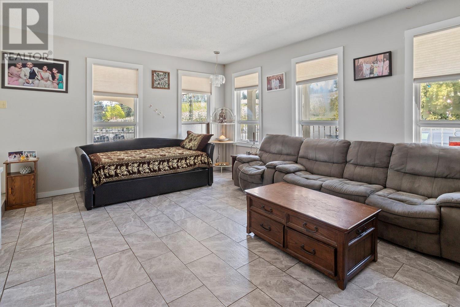 3851 3 Highway, Erickson, British Columbia V0B 1G0 - Photo 6 - 10347163