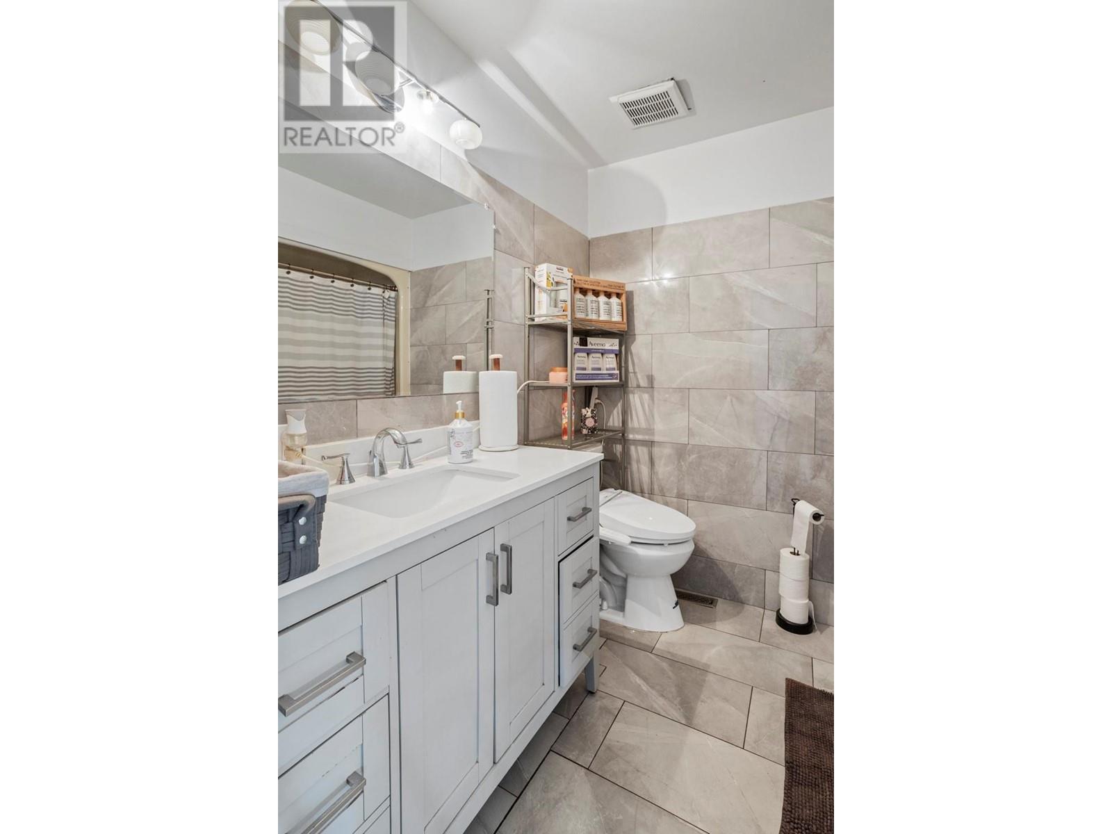 3851 3 Highway, Erickson, British Columbia V0B 1G0 - Photo 13 - 10347163