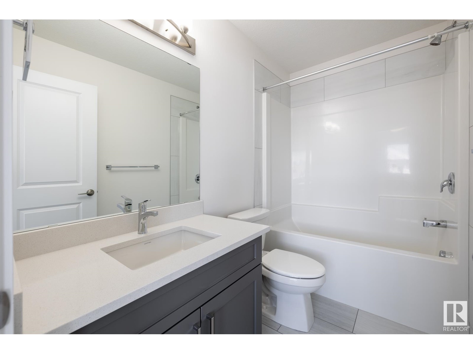 #20 7020 Keswick Cm Sw, Edmonton, Alberta  T6W 5P8 - Photo 9 - E4437032