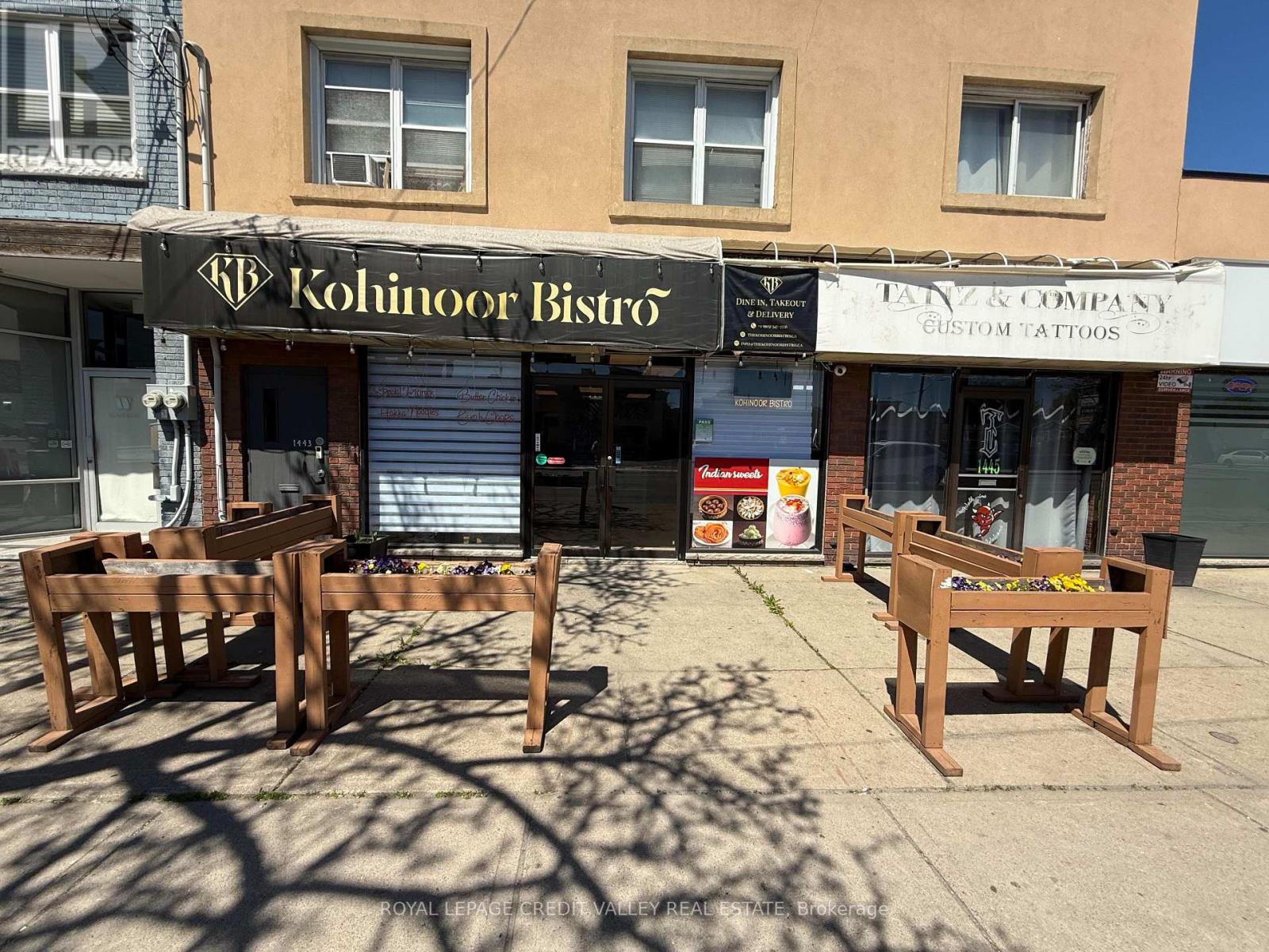 1443 MAIN STREET E, Hamilton, Ontario