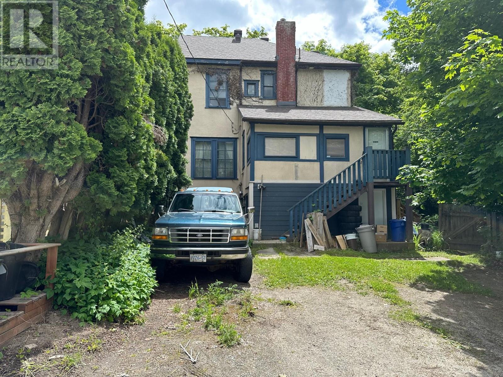 Property at 815 BAKER Street image 5