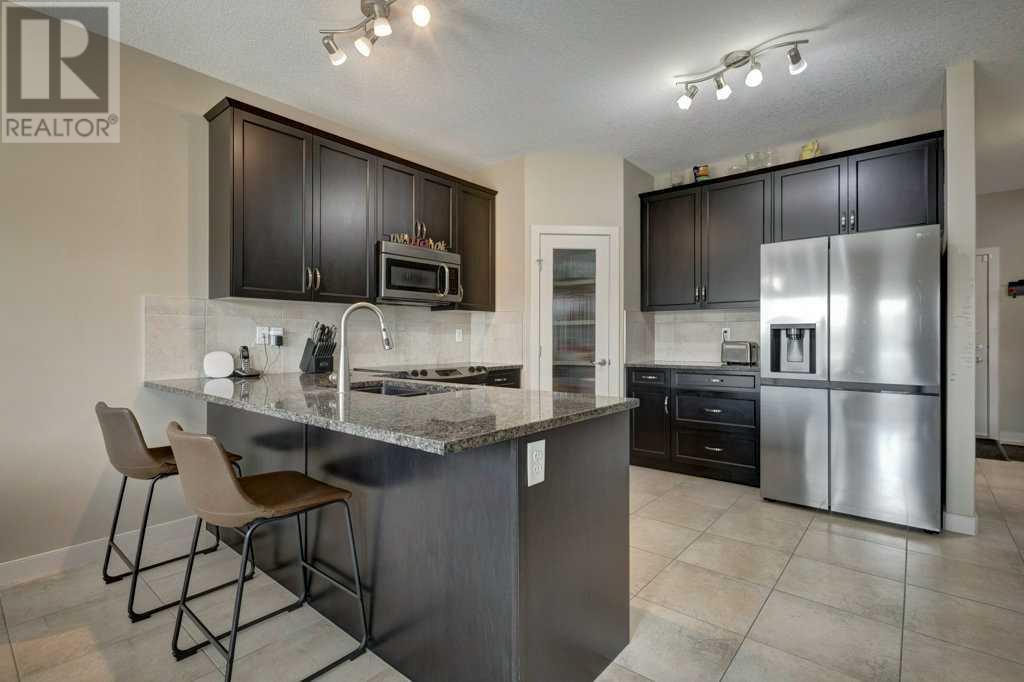 48 Everhollow Street Sw, Calgary, Alberta  T2Y 0K2 - Photo 8 - A2221909