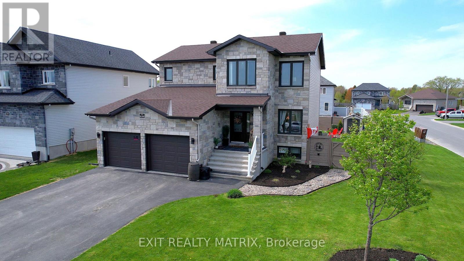 876 Oceane Street, The Nation, Ontario  K0A 2M0 - Photo 3 - X12155588