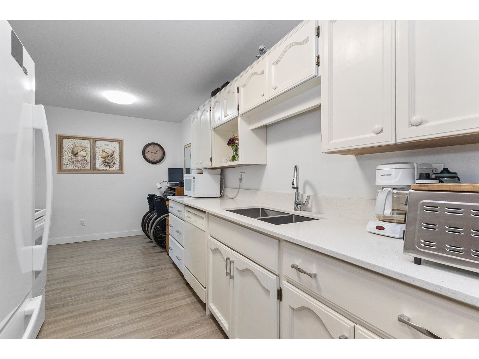 105 33535 King Road, Abbotsford, British Columbia  V2S 6Z5 - Photo 3 - R3003873