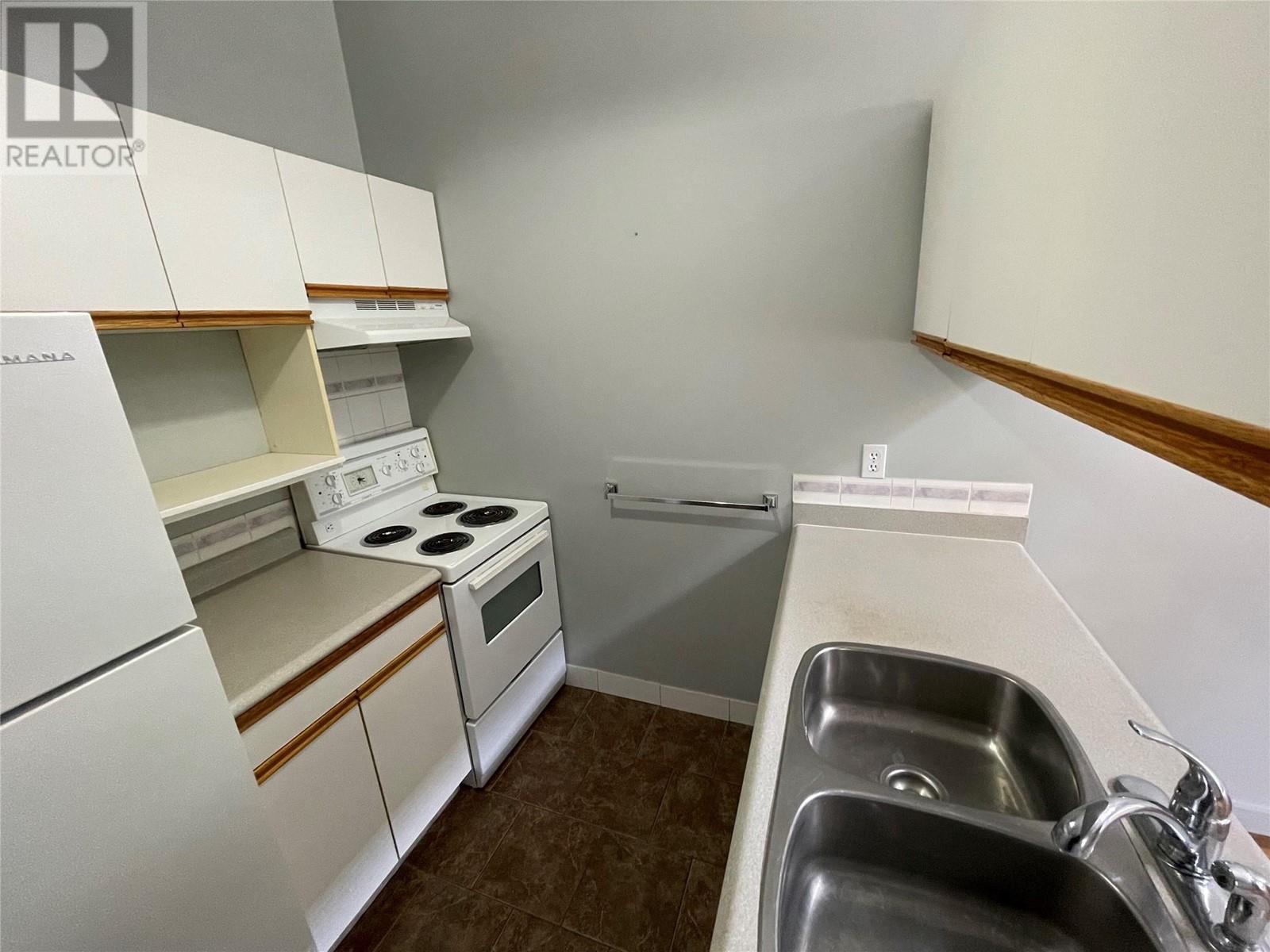 Property at 3800 40 Avenue Unit# 78 image 3
