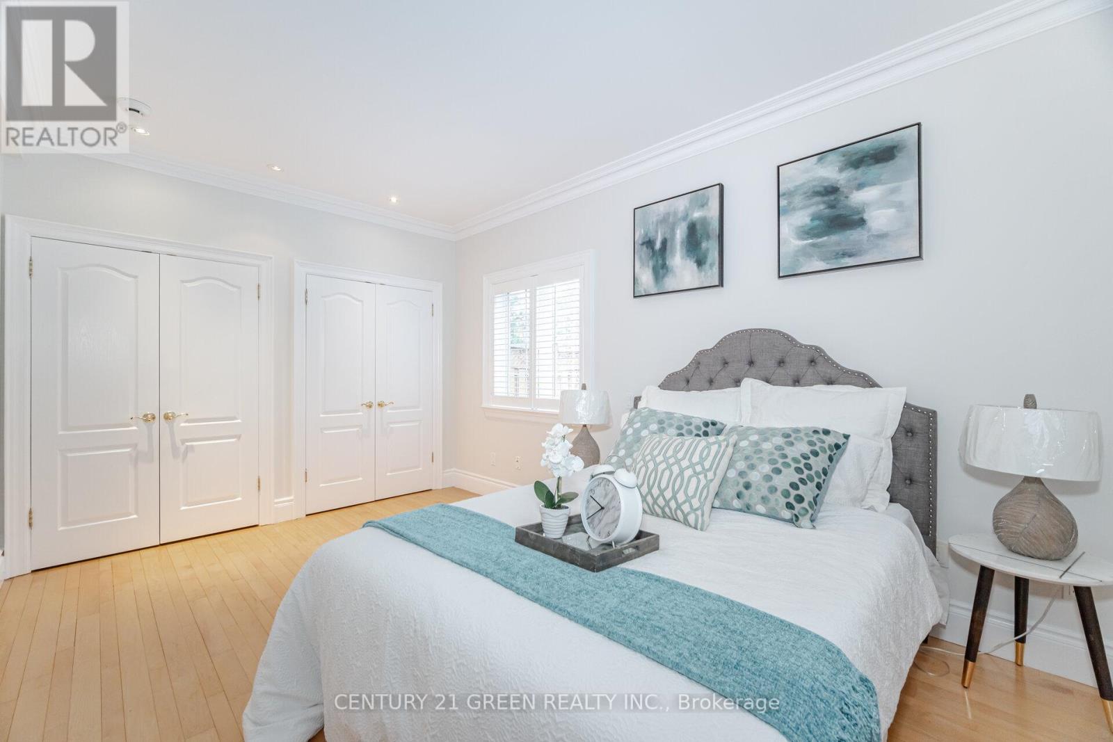 135 Glenmount Park Road, Toronto, Ontario  M4E 2N3 - Photo 24 - E12155589