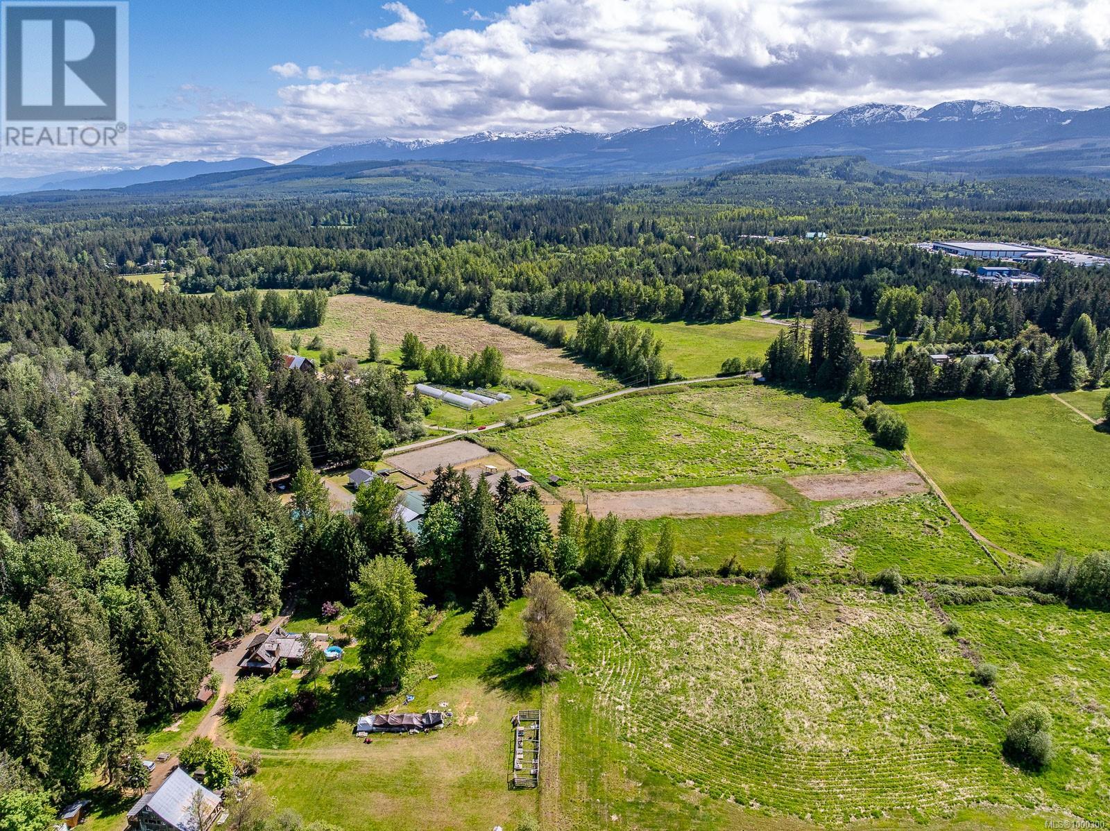3155 Grant Rd, Courtenay, British Columbia  V9N 9P7 - Photo 12 - 1000300