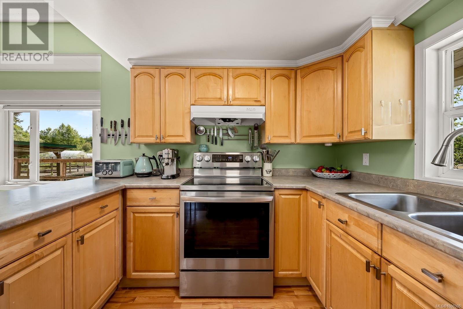 3155 Grant Rd, Courtenay, British Columbia  V9N 9P7 - Photo 48 - 1000300