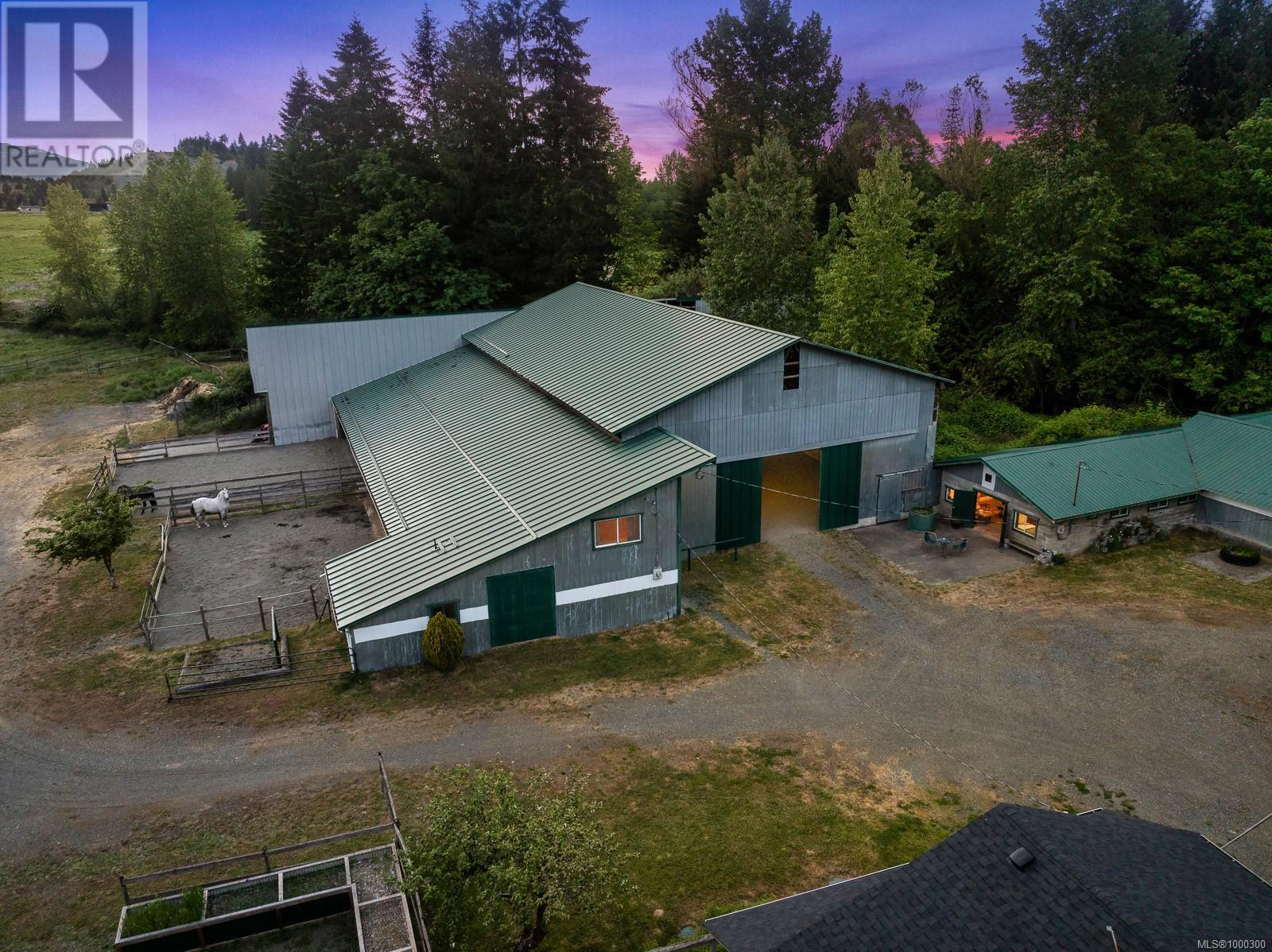 3155 Grant Rd, Courtenay, British Columbia  V9N 9P7 - Photo 62 - 1000300