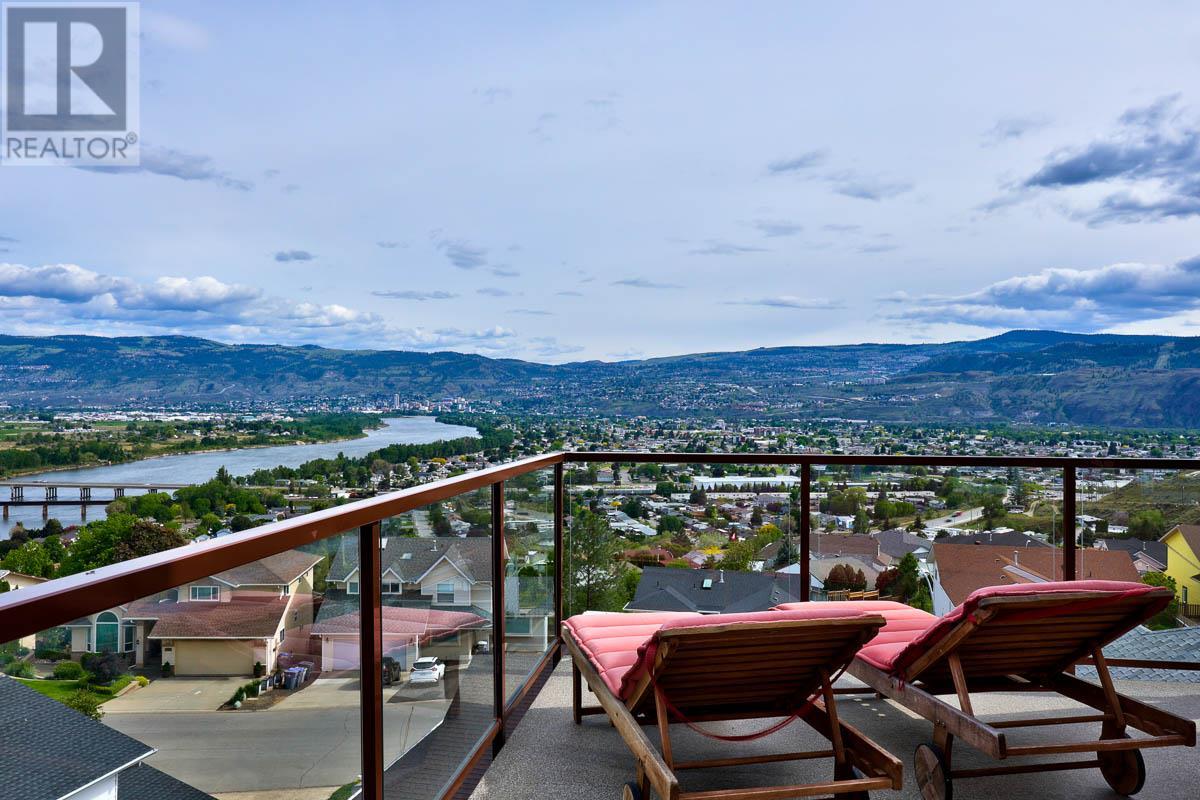 Property at 1828 NORVIEW Place image 4