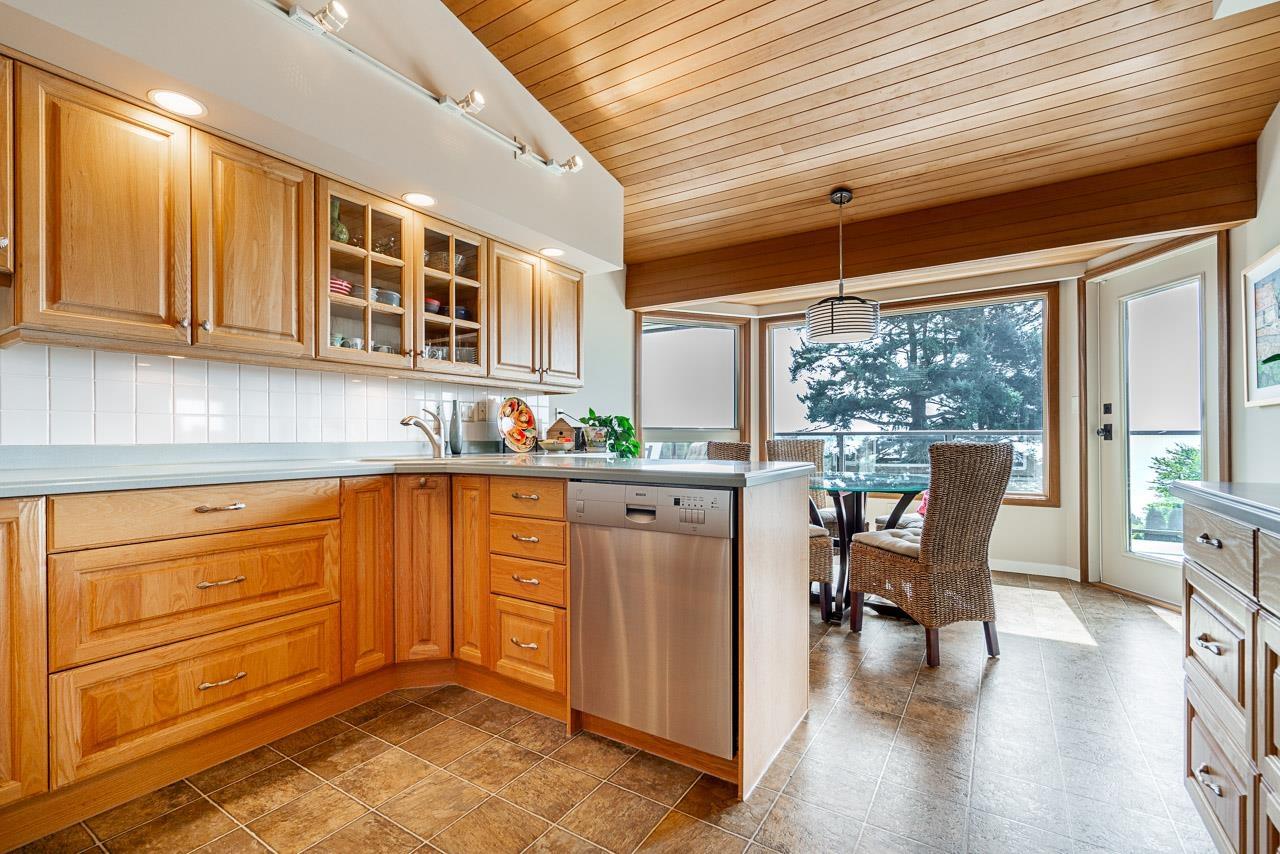 14366 Magdalen Avenue, White Rock, British Columbia  V4B 2X3 - Photo 21 - R3003866