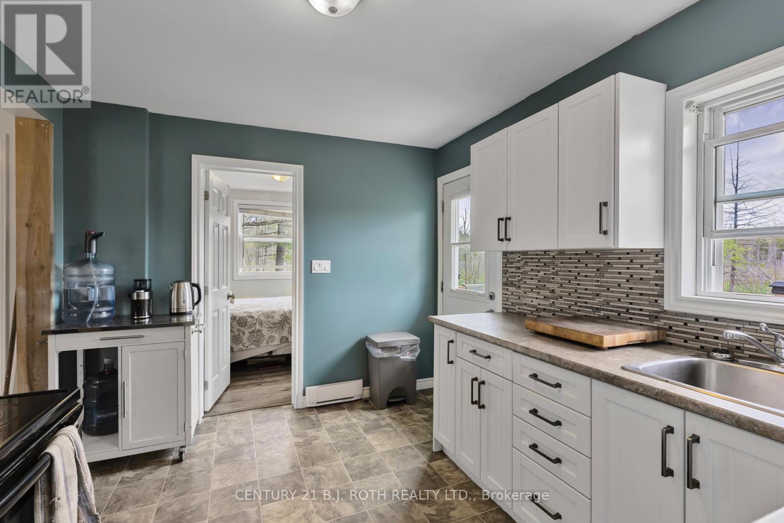 2100 Honey Harbour Road, Georgian Bay, Ontario  L0K 1S0 - Photo 6 - X12155596