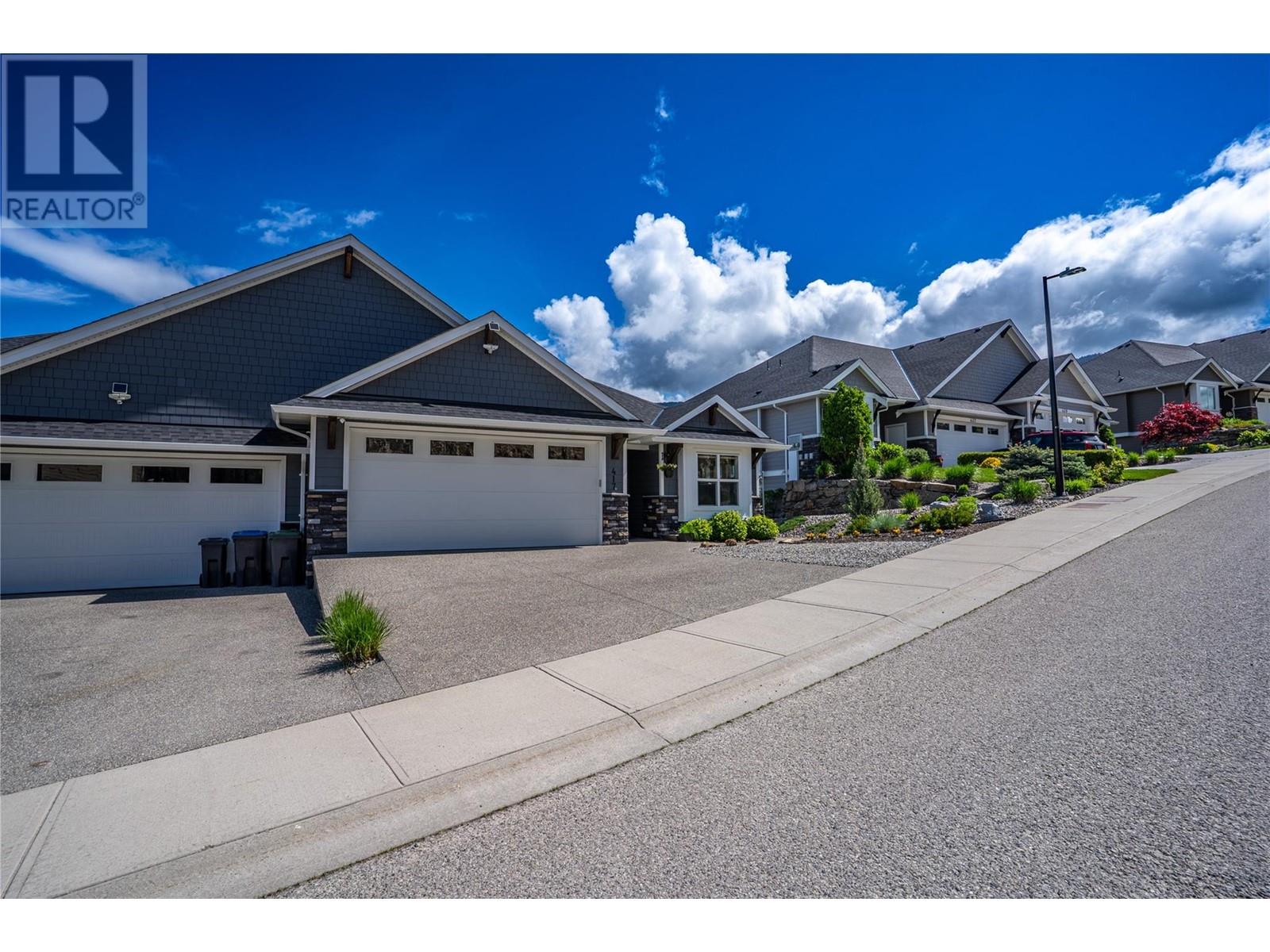 417 Carnoustie Drive, Kelowna, British Columbia
