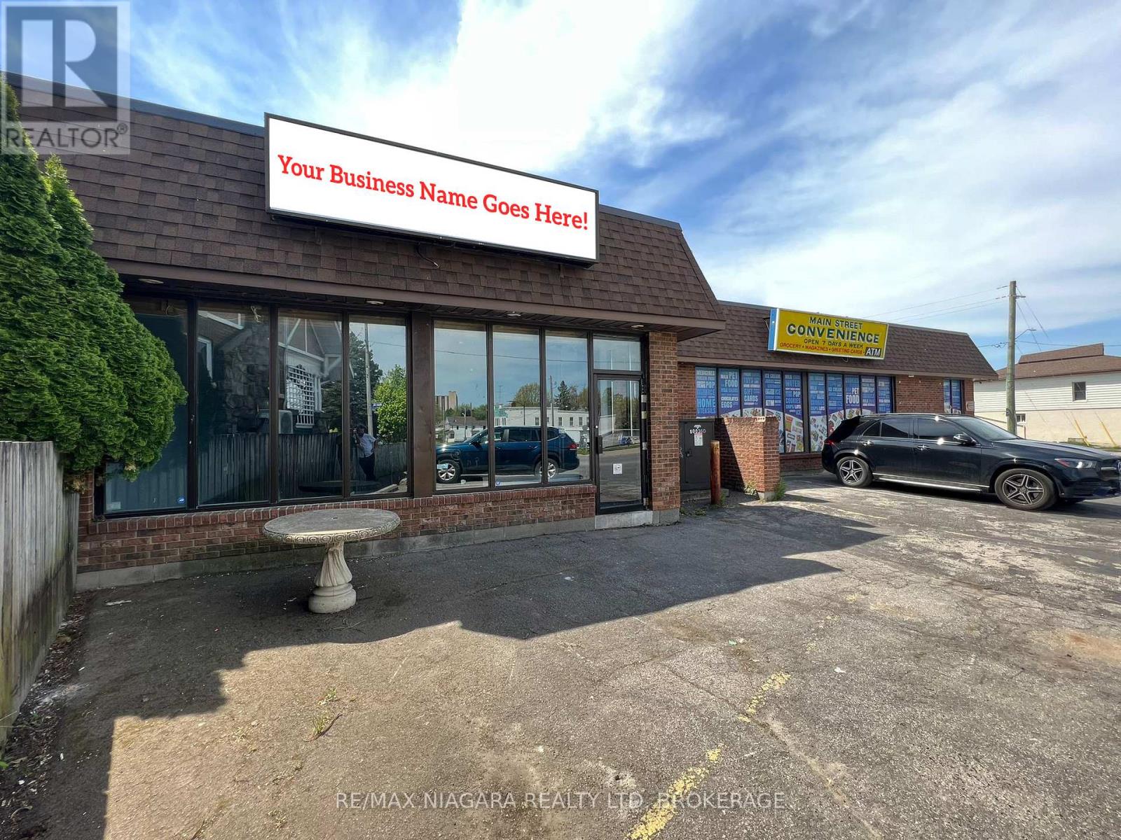 6119 MAIN STREET, Niagara Falls, Ontario