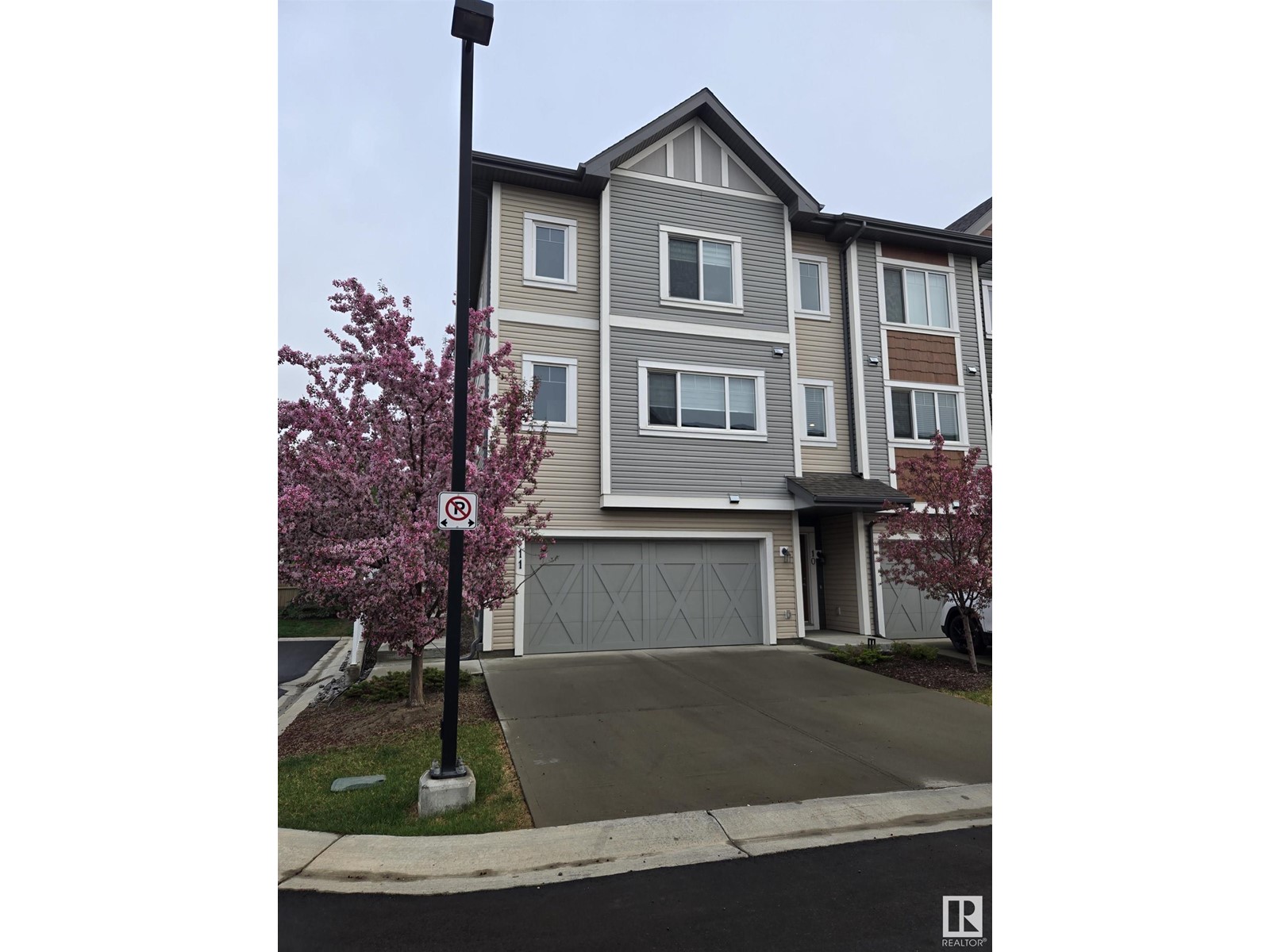 Property at #11 320 Secord Blvd NW NW image 5