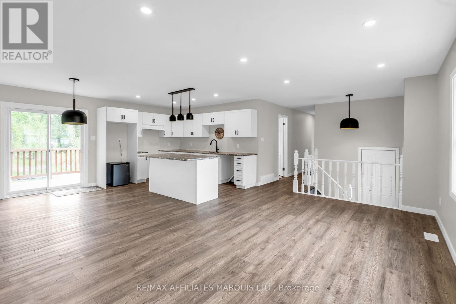 18222 Patrick Street, South Glengarry, Ontario  K0C 2J0 - Photo 10 - X12155631