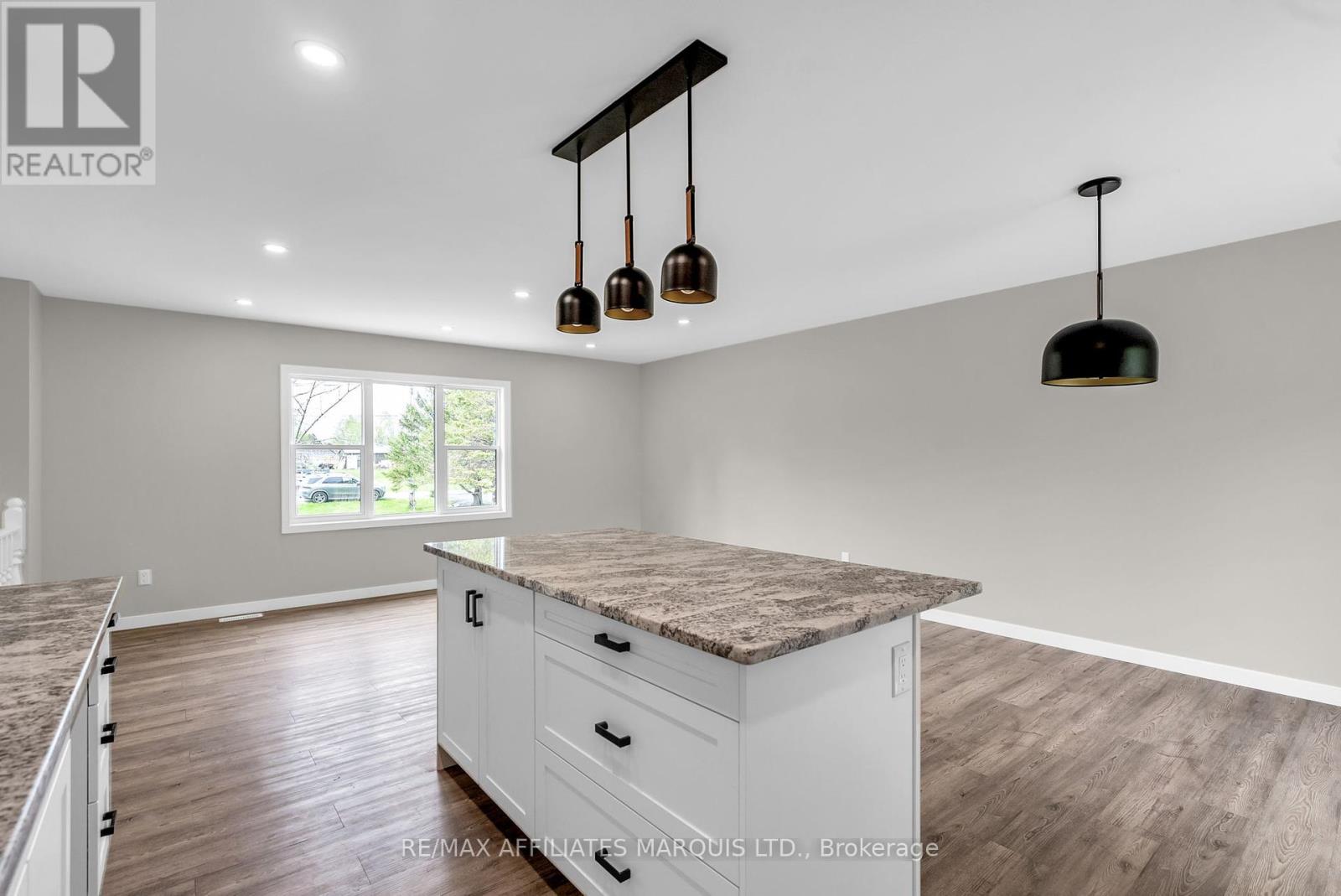 18222 Patrick Street, South Glengarry, Ontario  K0C 2J0 - Photo 18 - X12155631