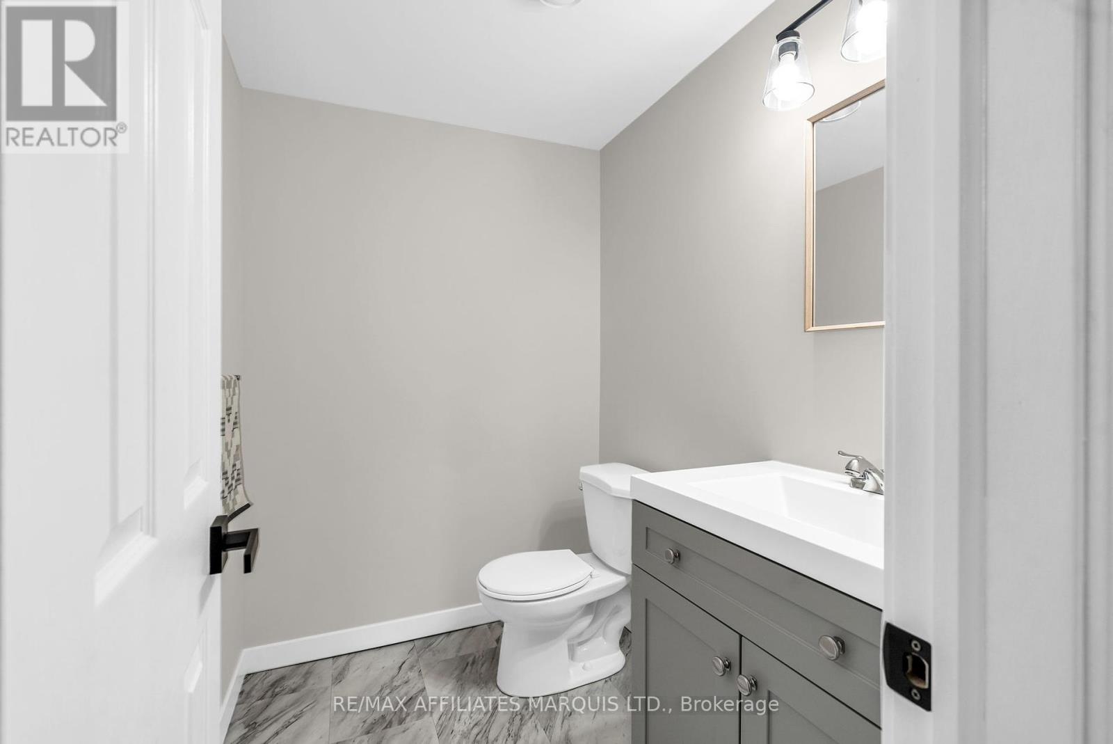 18222 Patrick Street, South Glengarry, Ontario  K0C 2J0 - Photo 36 - X12155631
