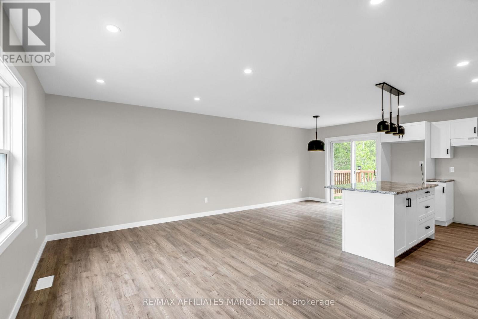 18222 Patrick Street, South Glengarry, Ontario  K0C 2J0 - Photo 8 - X12155631