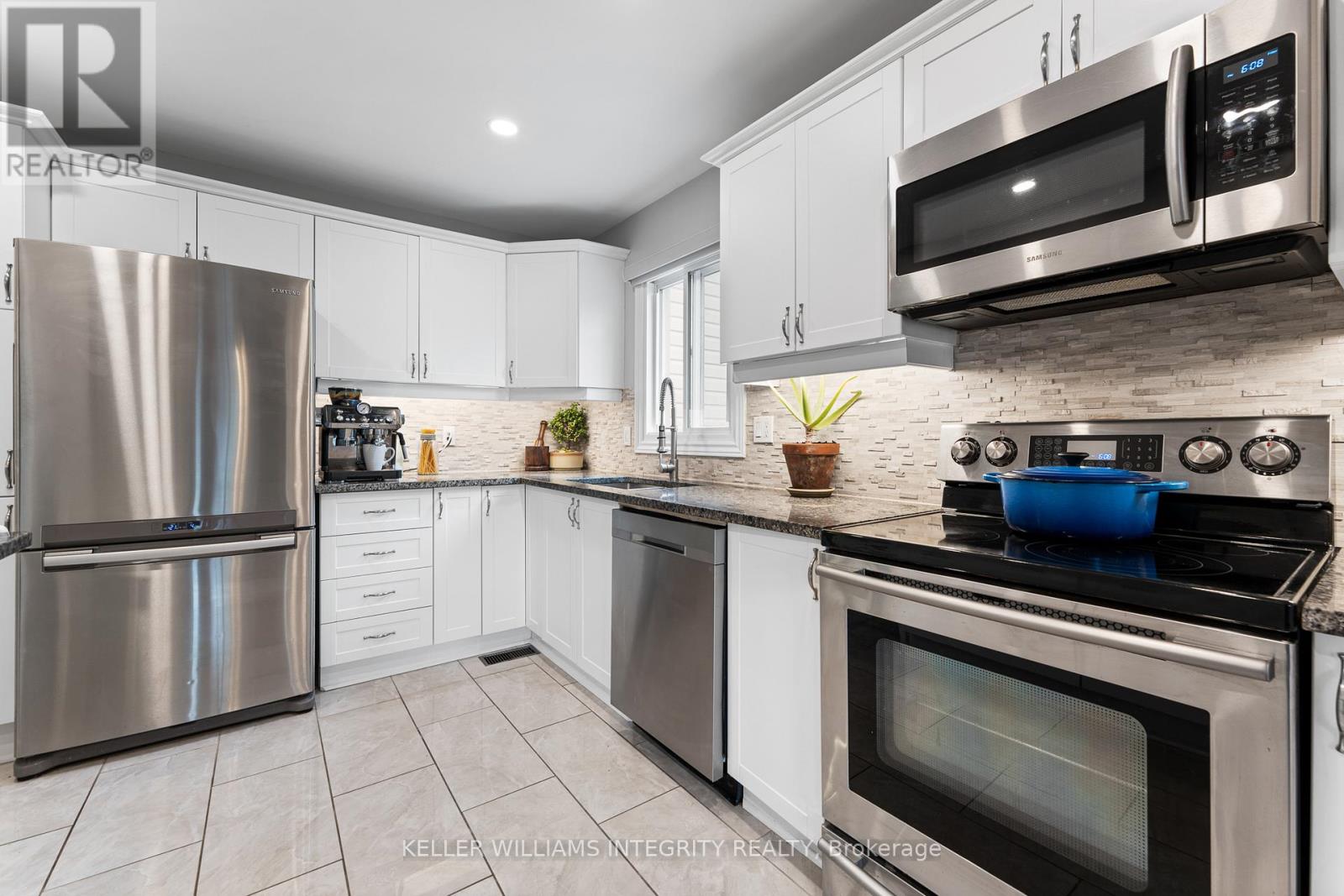 174 Tartan Drive, Ottawa, Ontario  K2J 3X3 - Photo 13 - X12155645
