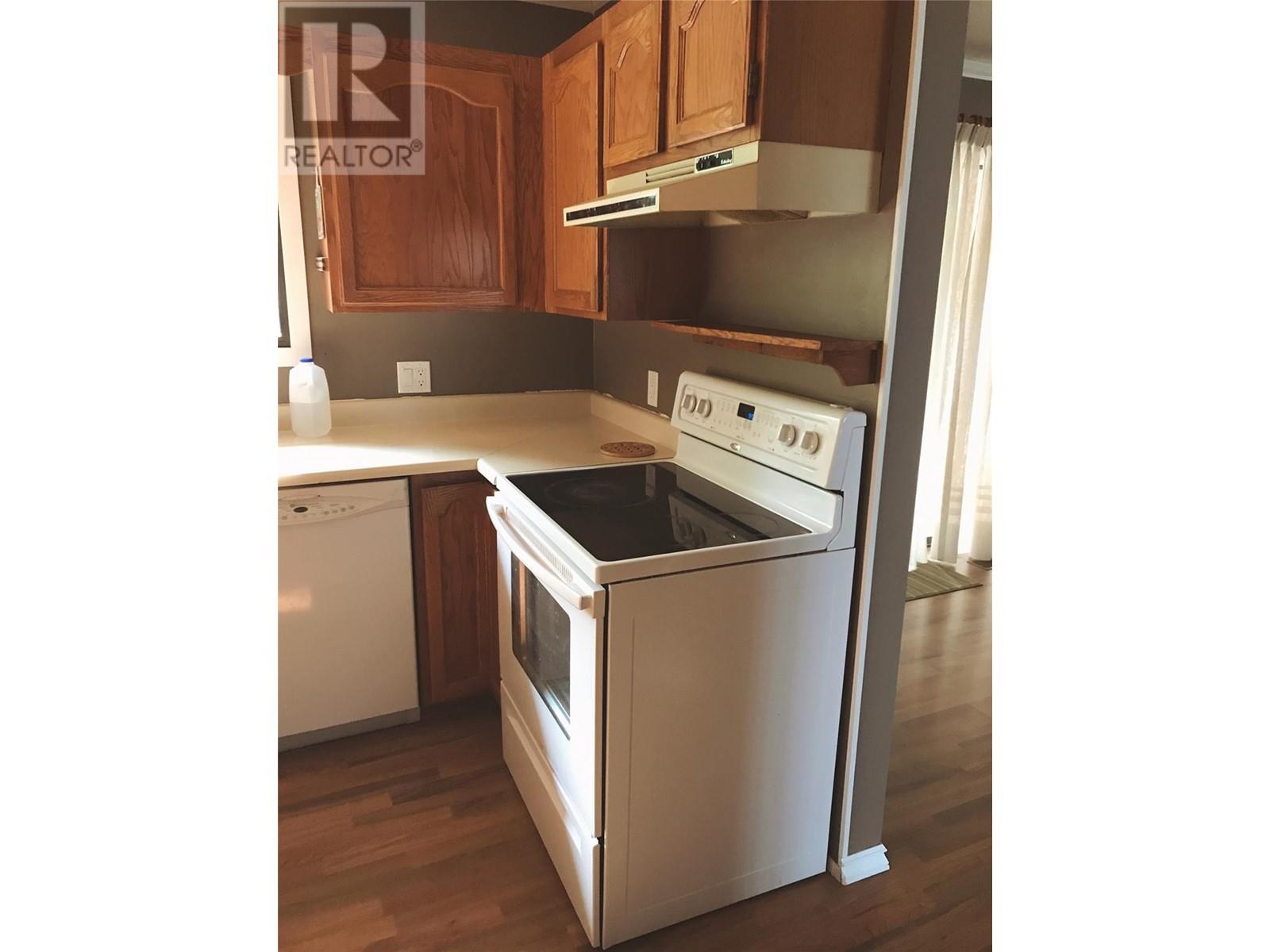 635 Brighton Road, Kelowna, British Columbia  V1X 5K6 - Photo 14 - 10348363