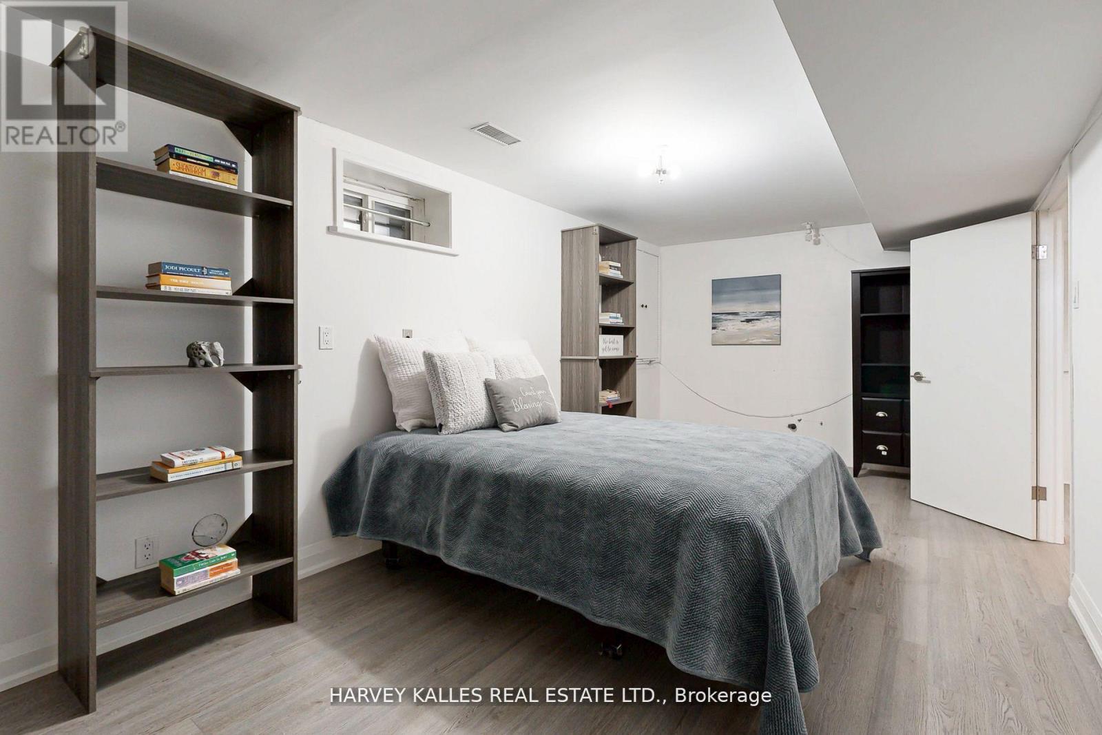 413 Belview Avenue, Vaughan, Ontario  L4L 7T7 - Photo 38 - N12155663