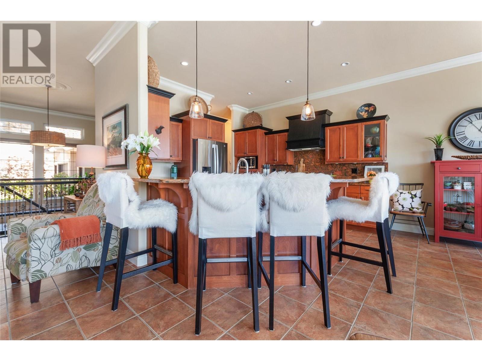 153 Apple Road, Okanagan Falls, British Columbia  V0H 1R3 - Photo 7 - 10347705