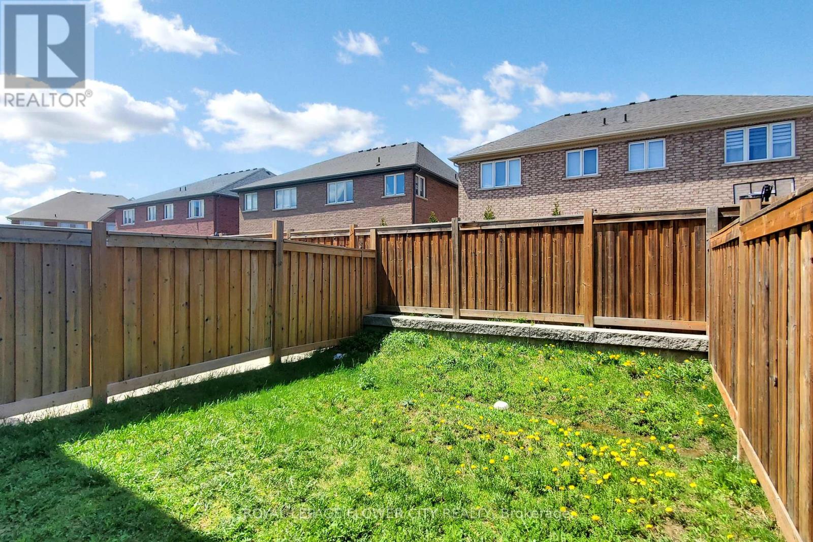 52 Valley Lane, Caledon, Ontario  L7C 4C9 - Photo 45 - W12155621