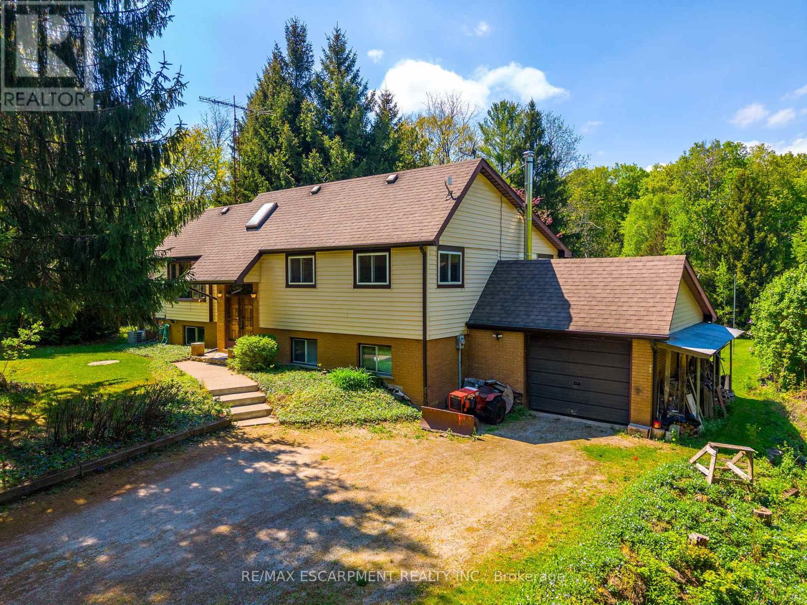 Property at 1215 DERRY ROAD image 1