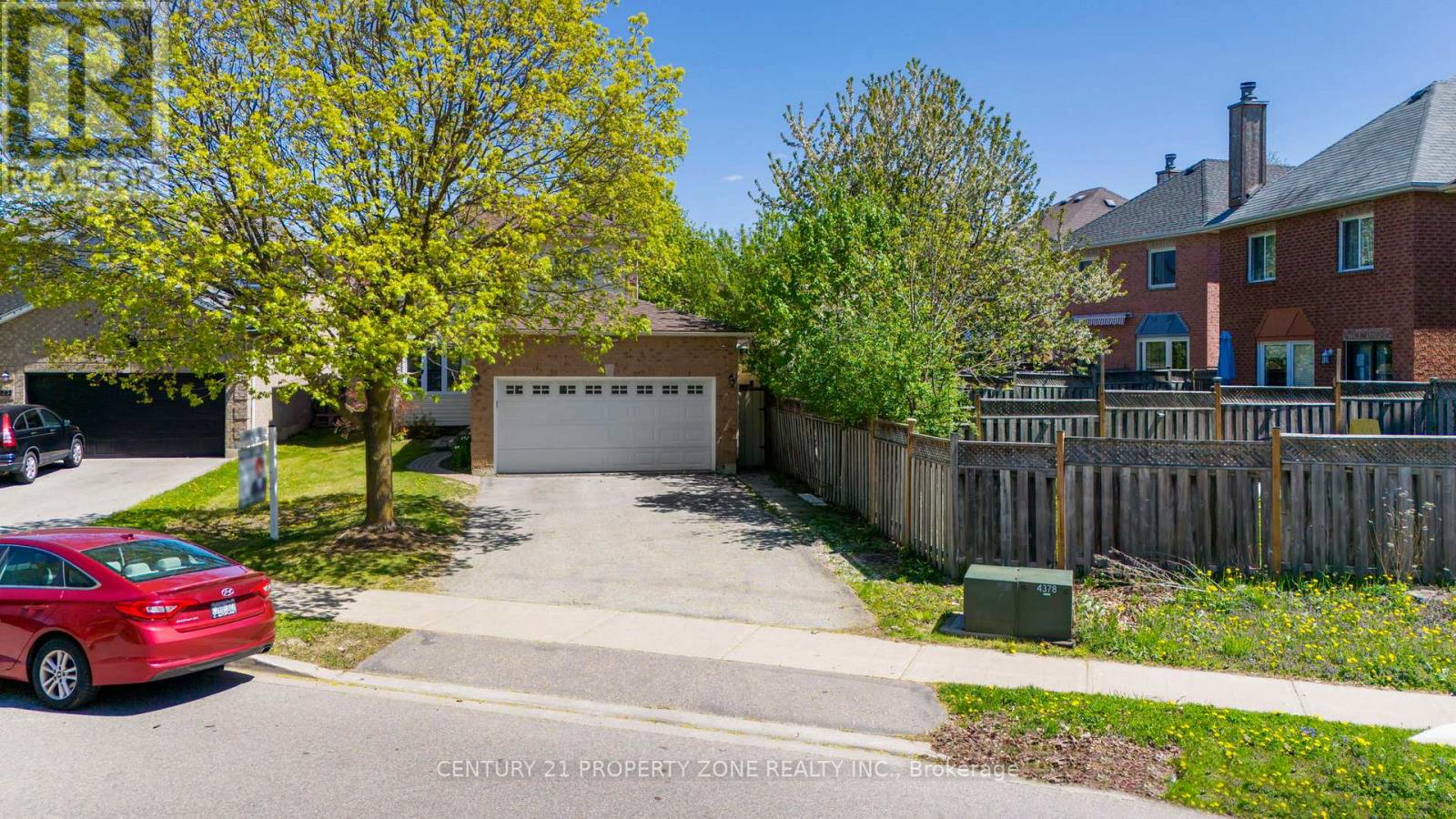 21 Lockwood Road, Brampton, Ontario  L6Y 4T7 - Photo 1 - W12155634