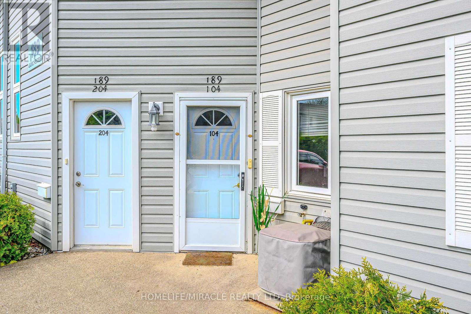 104 - 189 Dorchester Boulevard, St. Catharines, Ontario  L2M 7V8 - Photo 4 - X12155614