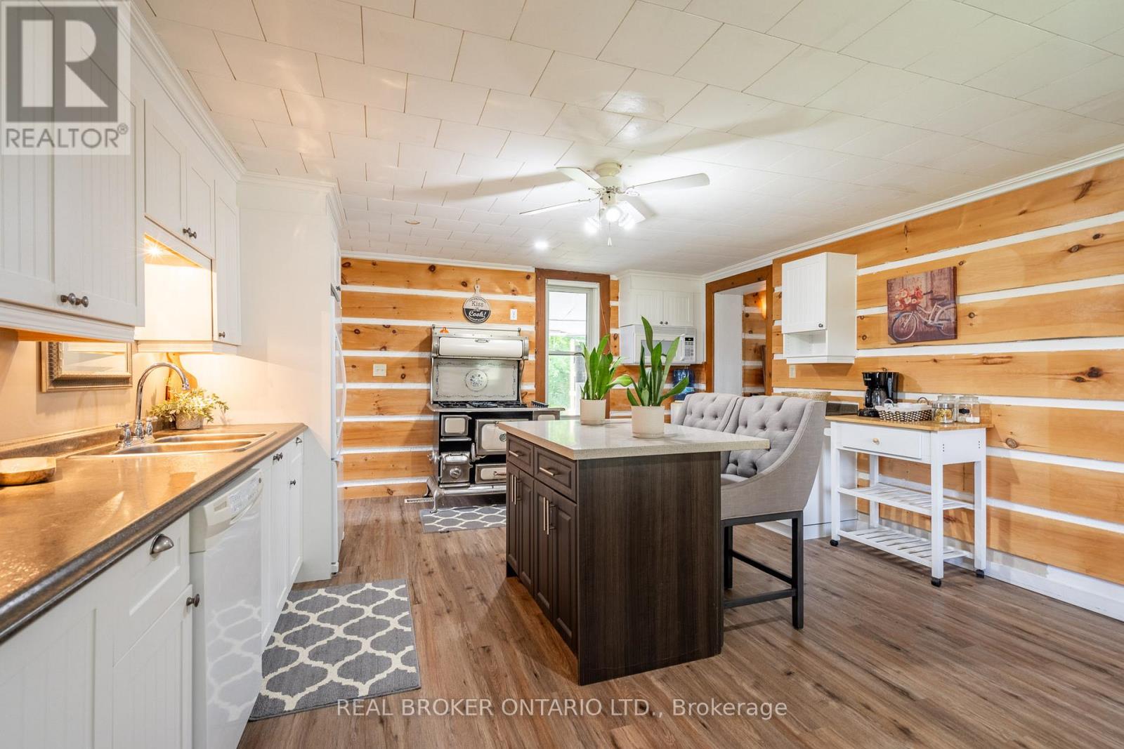 803148 Puddicombe Lane, Chatsworth, Ontario  N0H 1G0 - Photo 12 - X12155627