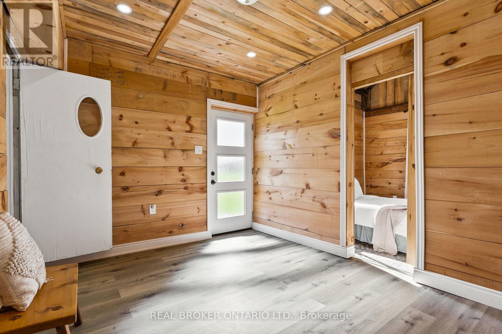 803148 Puddicombe Lane, Chatsworth, Ontario  N0H 1G0 - Photo 7 - X12155627